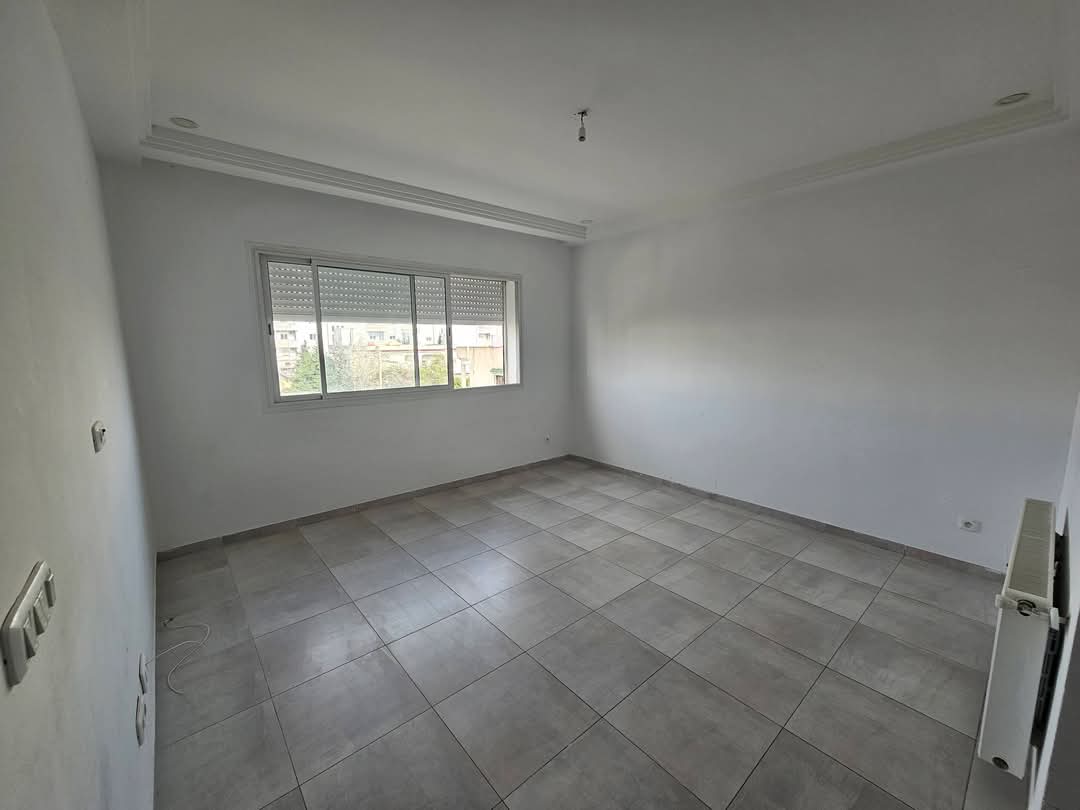 Ariana Ville&nbsp;Riadh Landlous&nbsp;Location&nbsp;Appart. 2 pi�ces&nbsp;S2 1100 dinars riadh el andalous