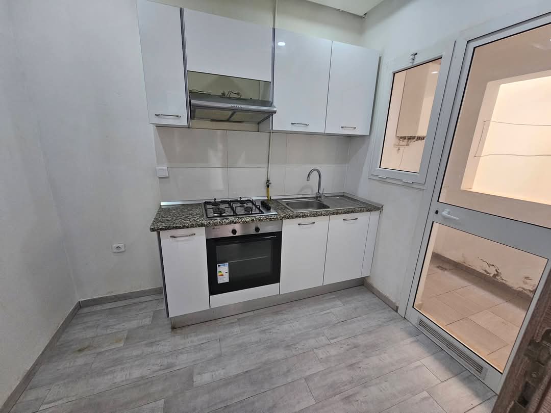 Ariana Ville&nbsp;Riadh Landlous&nbsp;Location&nbsp;Appart. 2 pi�ces&nbsp;S2 1100 dinars riadh el andalous