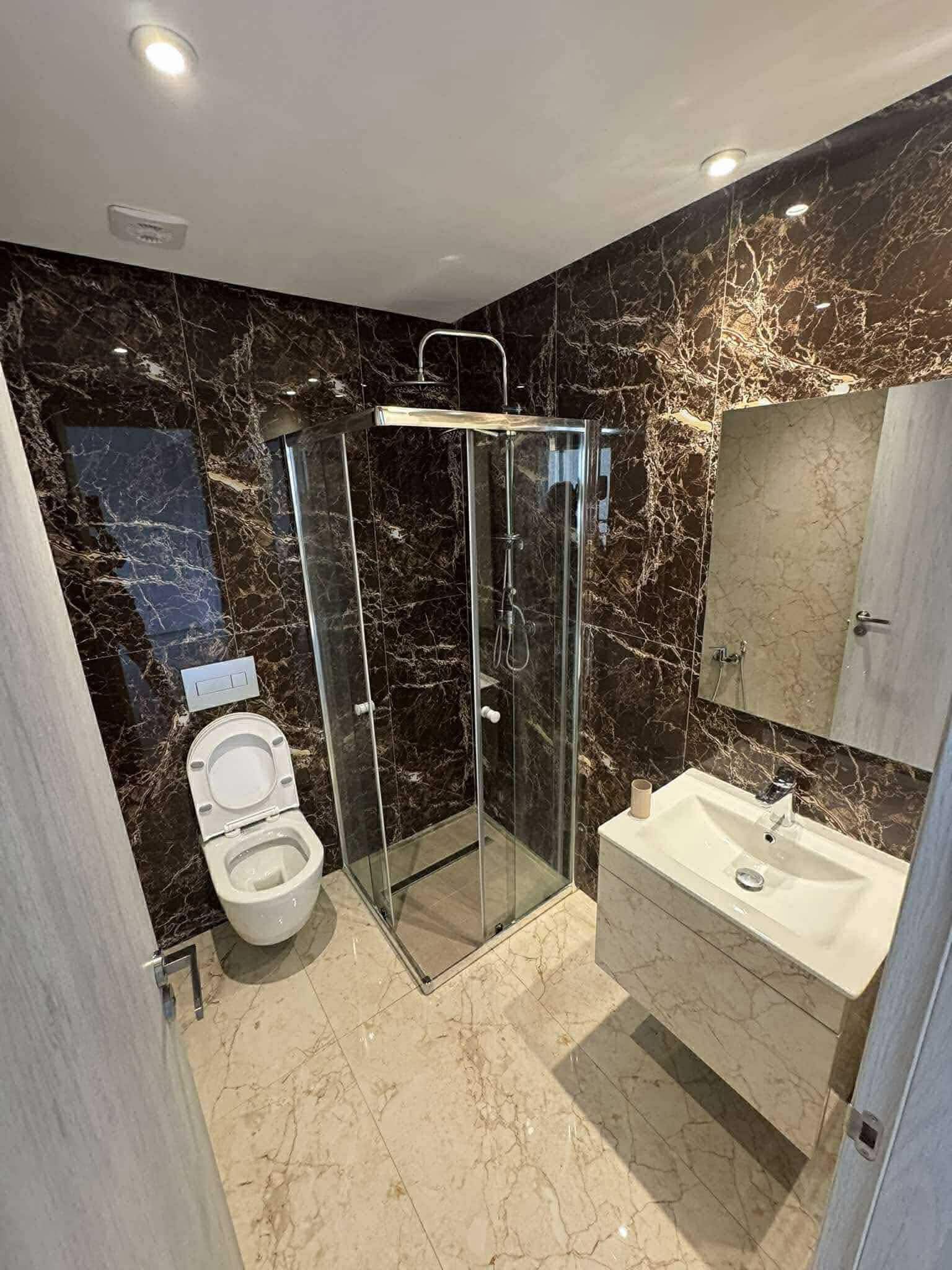 Ariana Ville&nbsp;Cite Ennasr 1&nbsp;Location&nbsp;Appart. 4 pi�ces&nbsp;S3 1900 dinars de haut standing ennasr 2