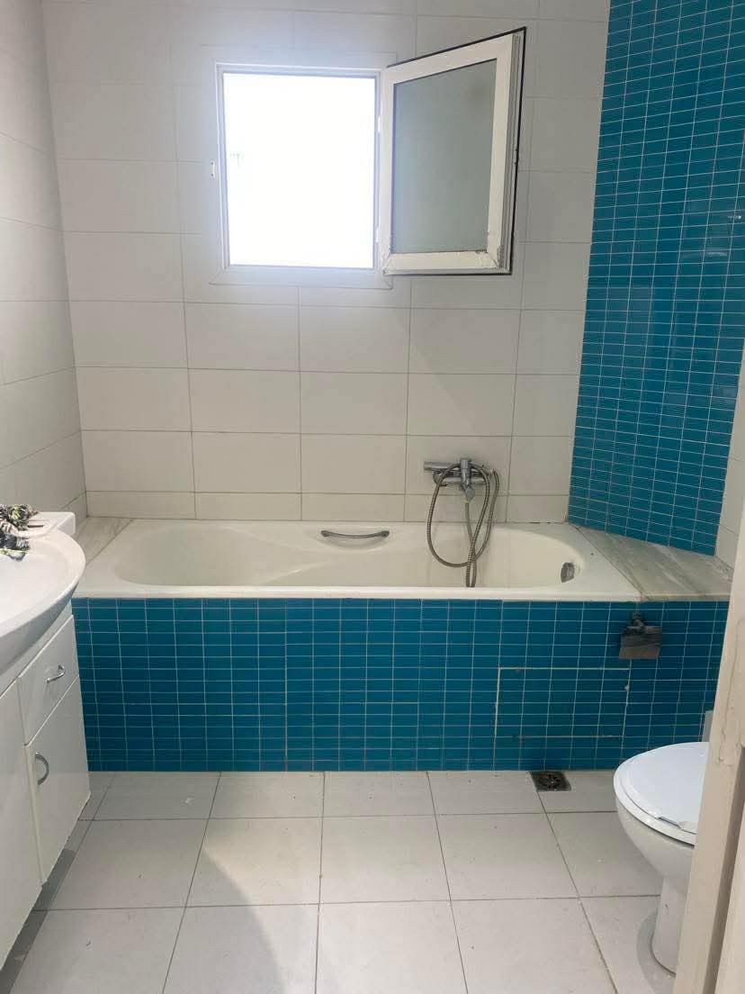 Ariana Ville&nbsp;El Menzah 7&nbsp;Location&nbsp;Appart. 4 pi�ces&nbsp;S3 1300 dinars menzah 7bis