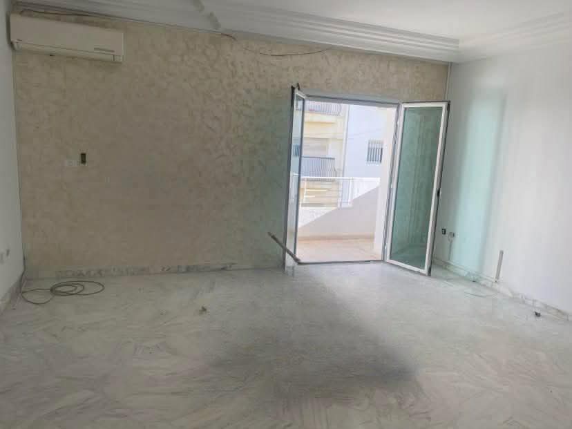 Ariana Ville&nbsp;El Menzah 7&nbsp;Location&nbsp;Appart. 4 pi�ces&nbsp;S3 1300 dinars menzah 7bis