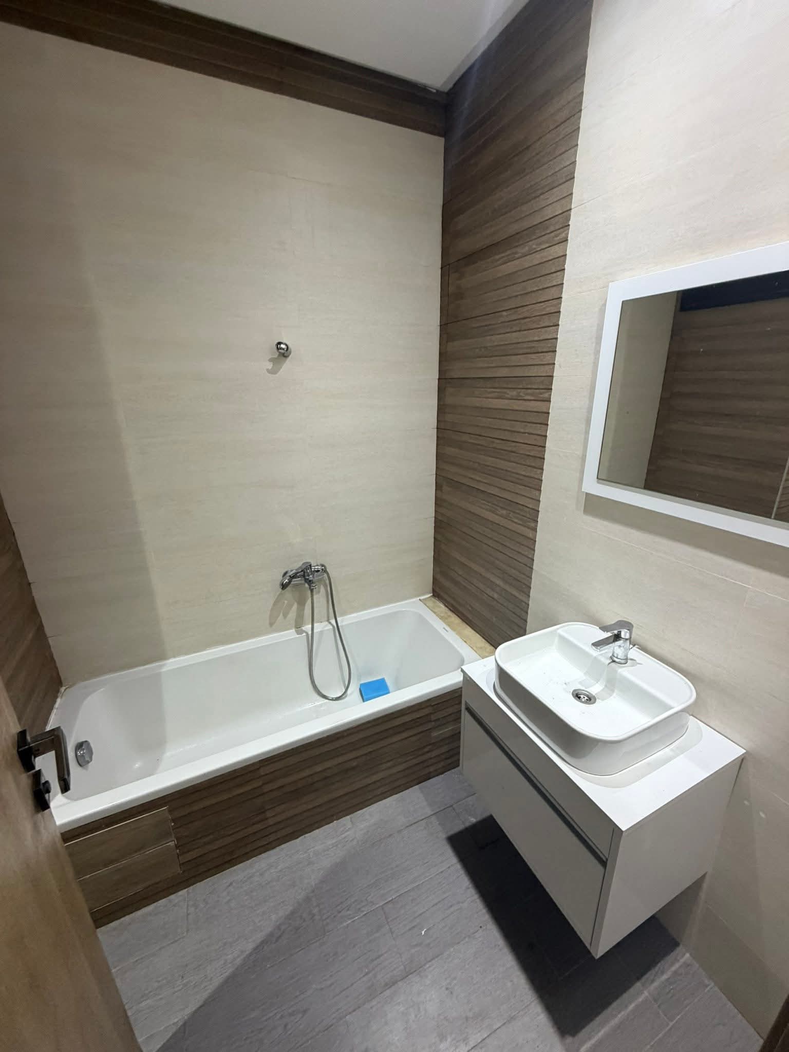 Ariana Ville&nbsp;Riadh Landlous&nbsp;Location&nbsp;Appart. 3 pi�ces&nbsp;S2 1100 d riadh andalous