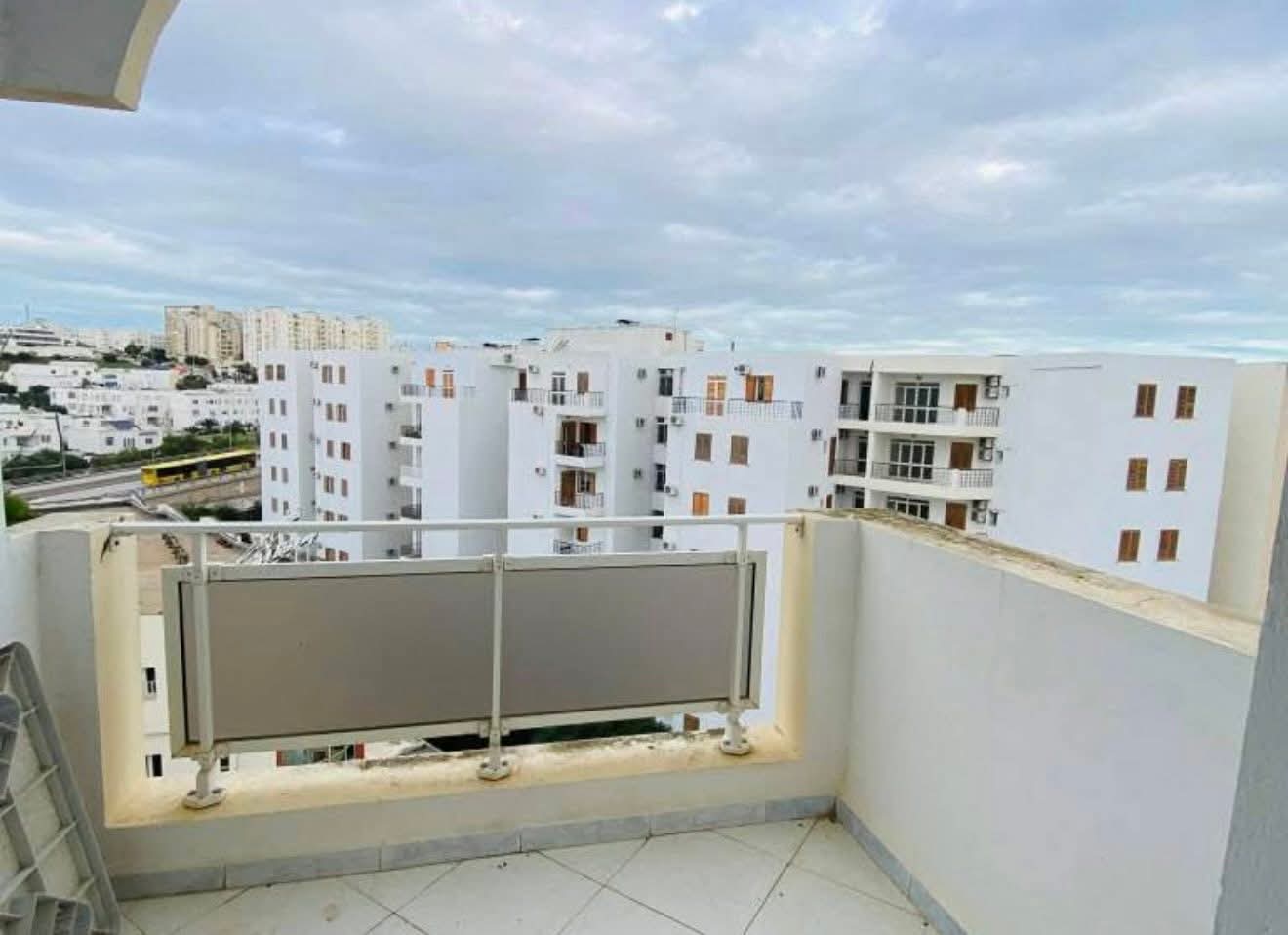 Ariana Ville&nbsp;El Menzah 7&nbsp;Location&nbsp;Appart. 4 pi�ces&nbsp;S3 1600d menzah 7bis