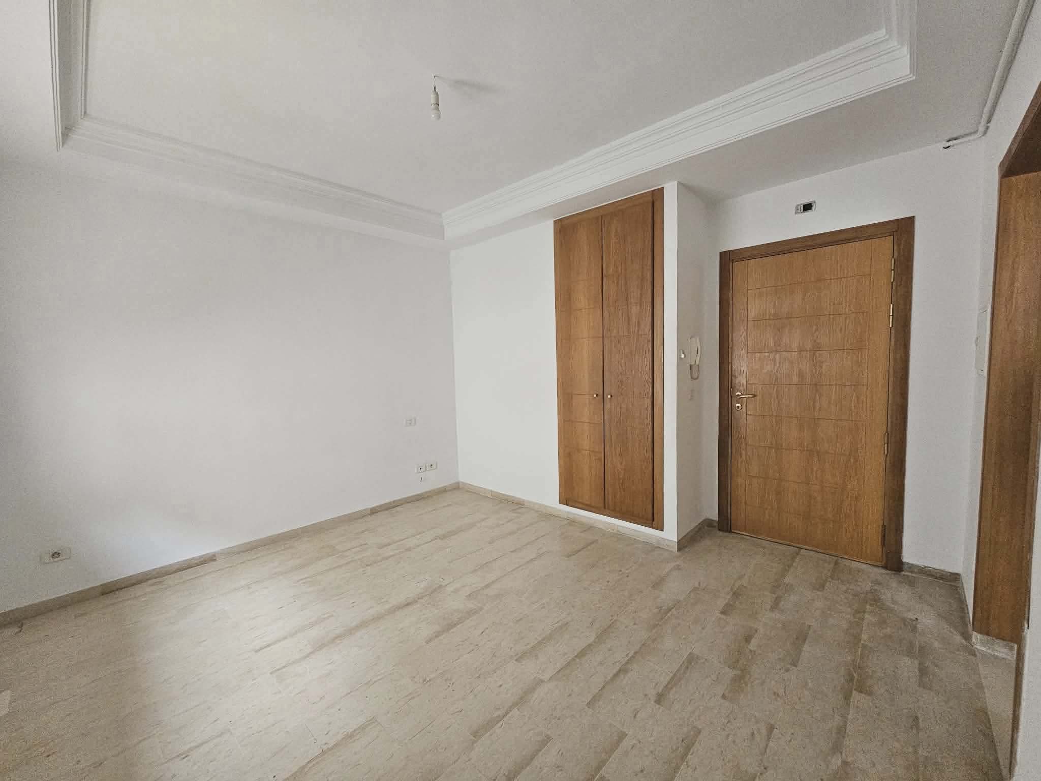 Ariana Ville&nbsp;Riadh Landlous&nbsp;Location&nbsp;Appart. 1 pi�ce&nbsp;S0 600d riadh andalous