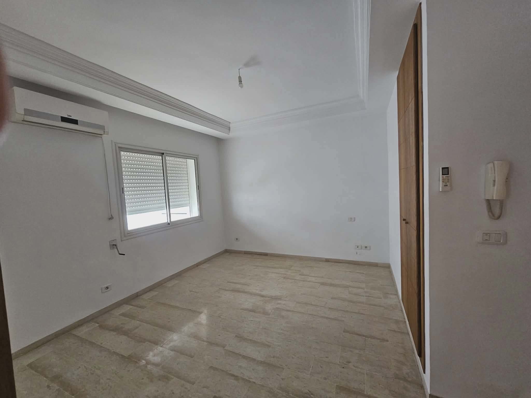 Ariana Ville&nbsp;Riadh Landlous&nbsp;Location&nbsp;Appart. 1 pi�ce&nbsp;S0 600d riadh andalous