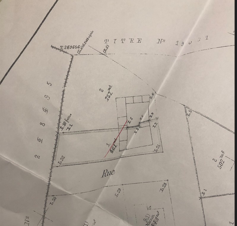 Sfax Ville&nbsp;Cite Du Jardin 1&nbsp;Terrain&nbsp;Terrain nu&nbsp;Terrain sur 3 rues zone immeuble