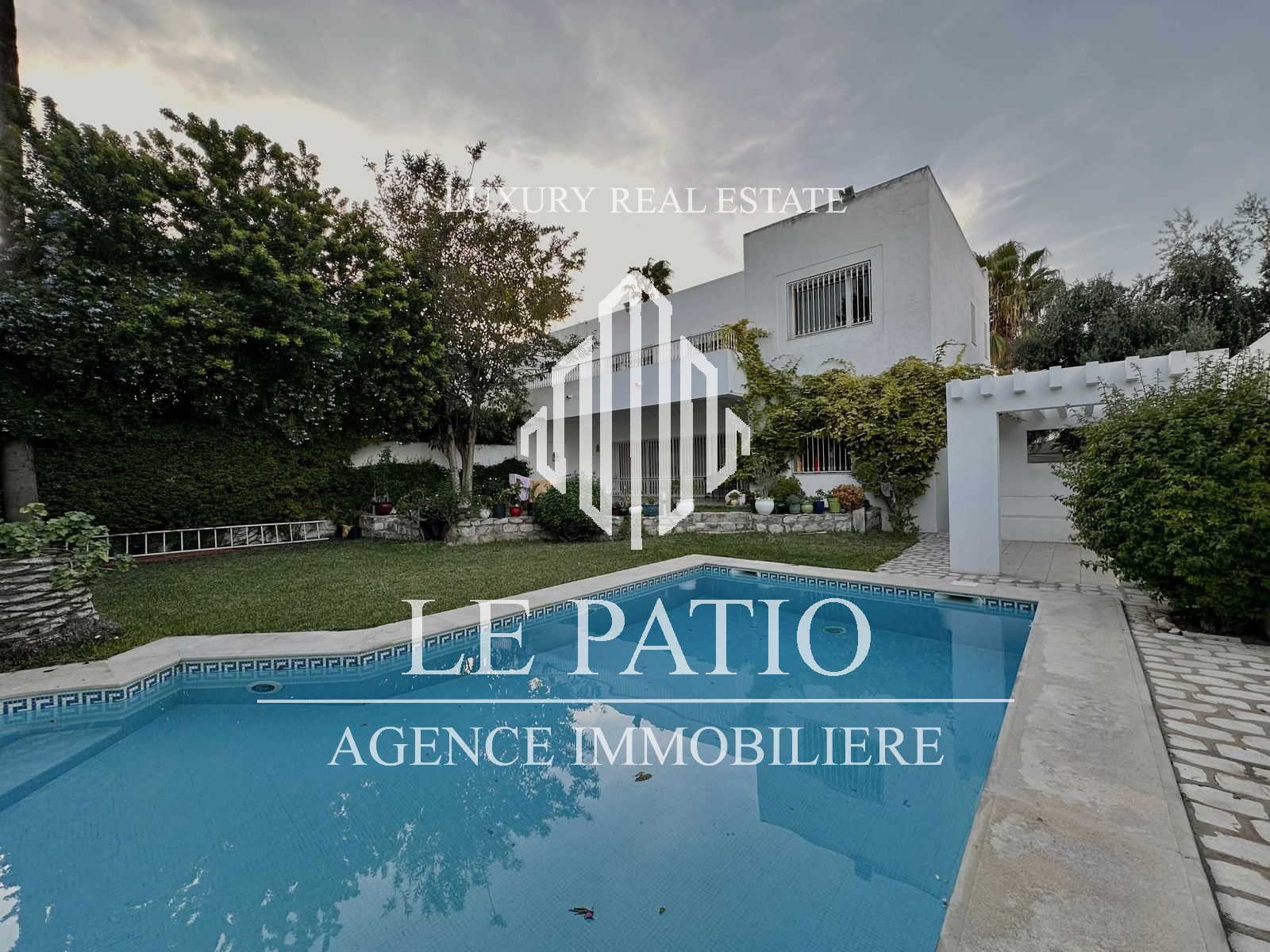 Carthage&nbsp;Carthage&nbsp;Location&nbsp;Maisons&nbsp;Villa s4 � carthage avec jardin et piscine