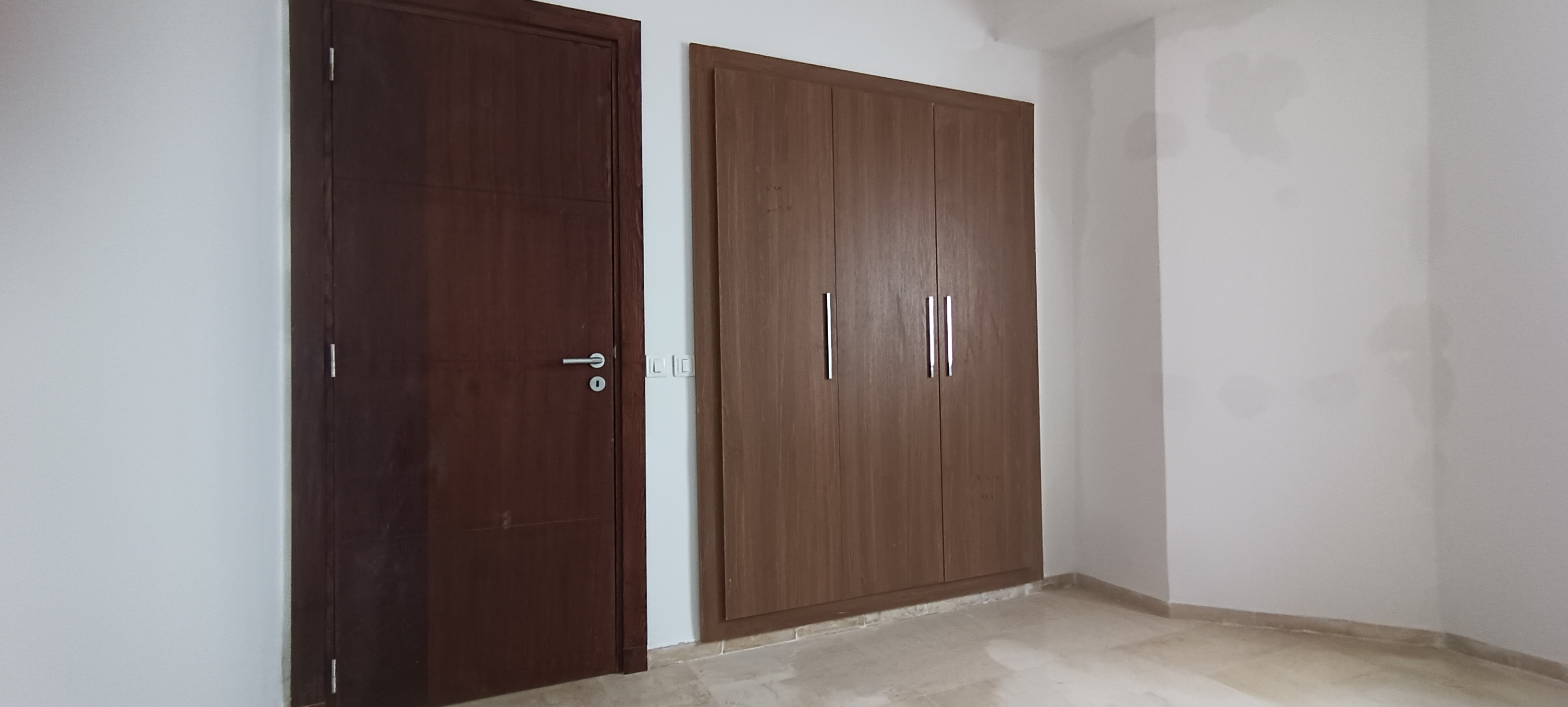 Ariana Ville&nbsp;Cite Ennasr 2&nbsp;Location&nbsp;Appart. 4 pi�ces&nbsp;Appartement s3 au ennasr 2