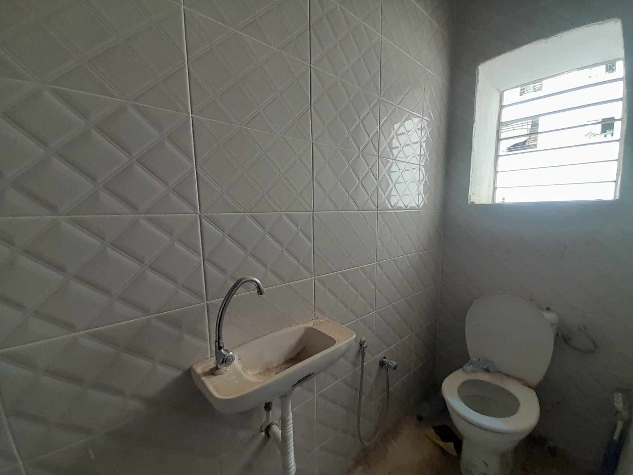 Nouvelle Medina&nbsp;Nouvelle Medina&nbsp;Bureaux & Commerces&nbsp;Surfaces&nbsp;Local commercial � medina jedida