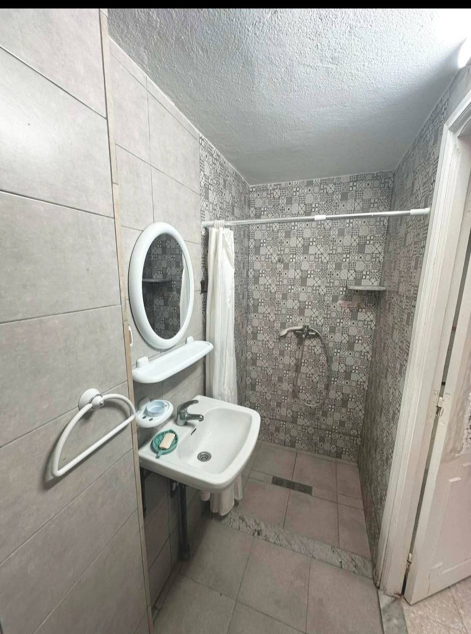 El Menzah&nbsp;El Menzah 9&nbsp;Location&nbsp;Appart. 1 pi�ce&nbsp;Jolie s 1 a manzah 9