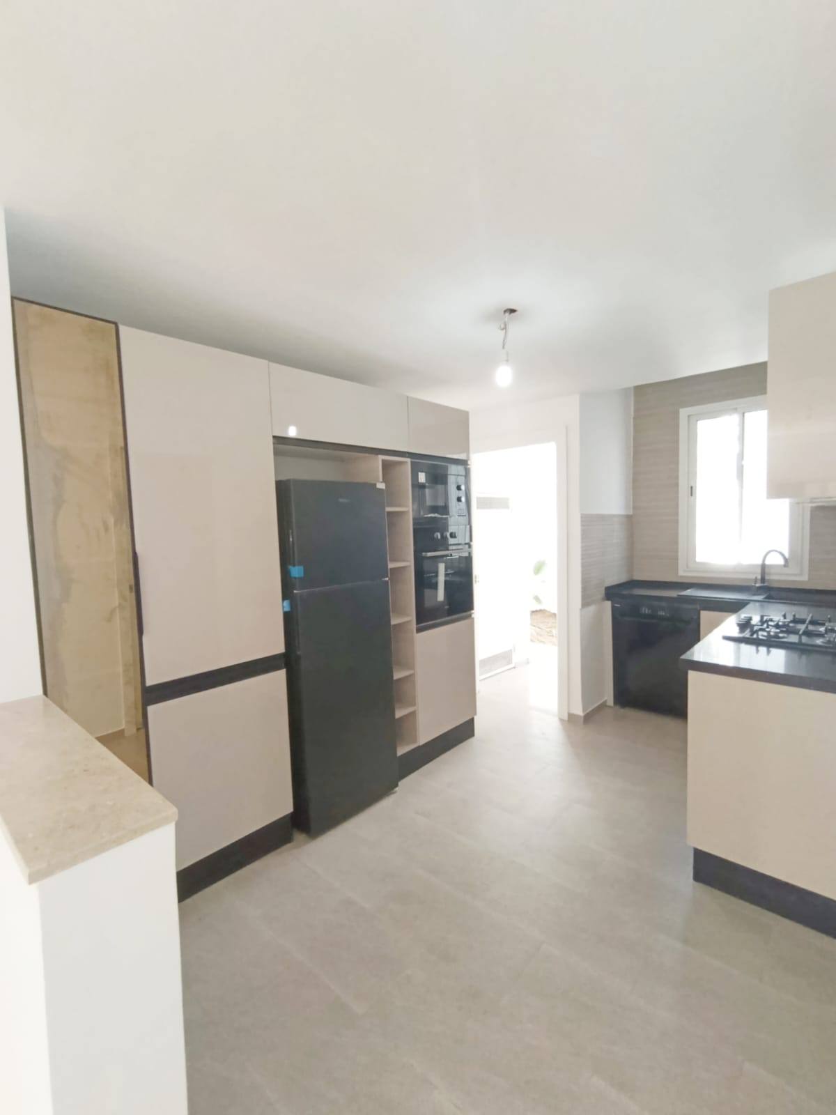 El Menzah&nbsp;El Menzah 4&nbsp;Location&nbsp;Appart. 2 pi�ces&nbsp;Al s1 rdc villa