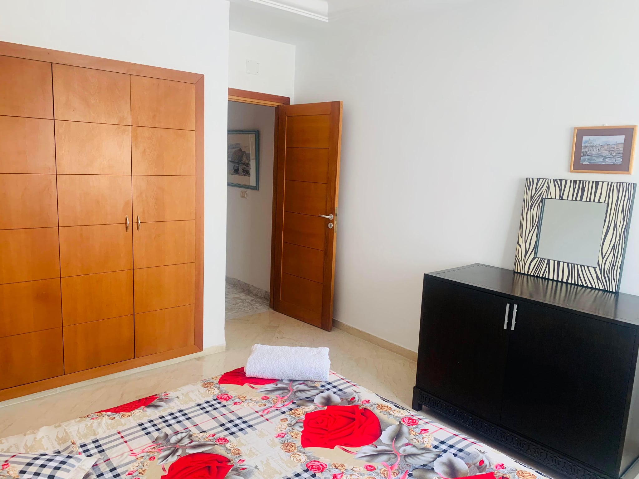 La Marsa&nbsp;Berge Du Lac&nbsp;Location&nbsp;Appart. 2 pi�ces&nbsp;Al luxueux s1 meubl�