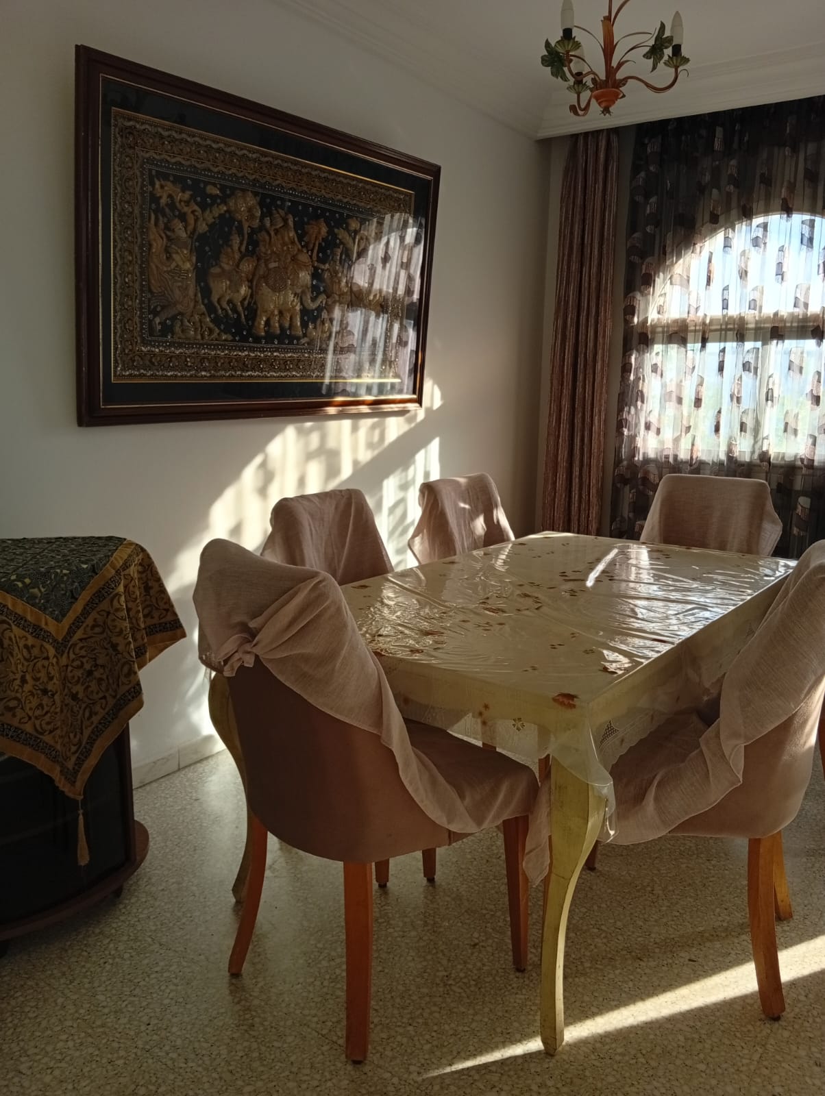 Ariana Ville&nbsp;Cite Ennasr 2&nbsp;Location&nbsp;Appart. 4 pi�ces&nbsp;Un �tage de villa meubl� � ennasr 2 lyc�e