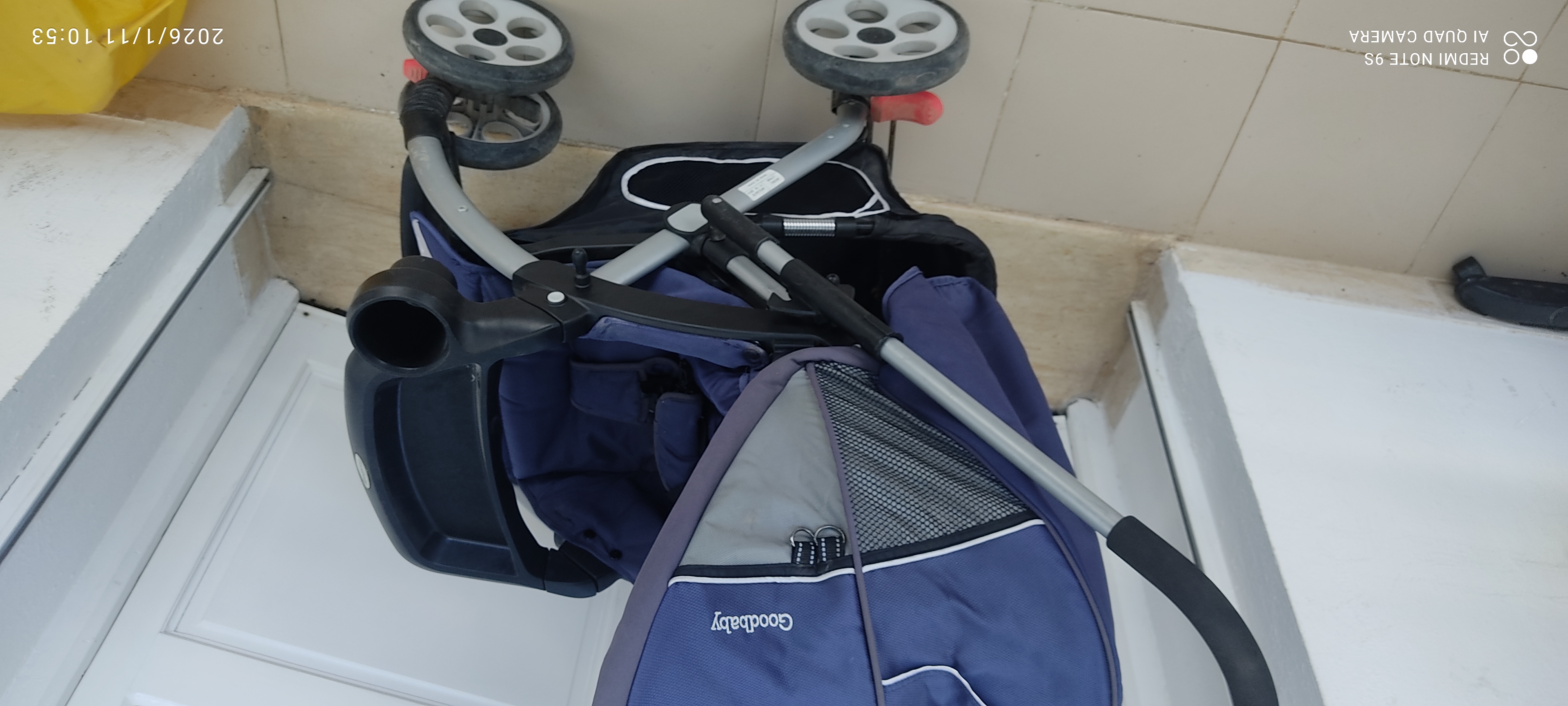 Mannouba&nbsp;La Mannouba&nbsp;Autres&nbsp;Autre&nbsp;Pousette bonne �tat