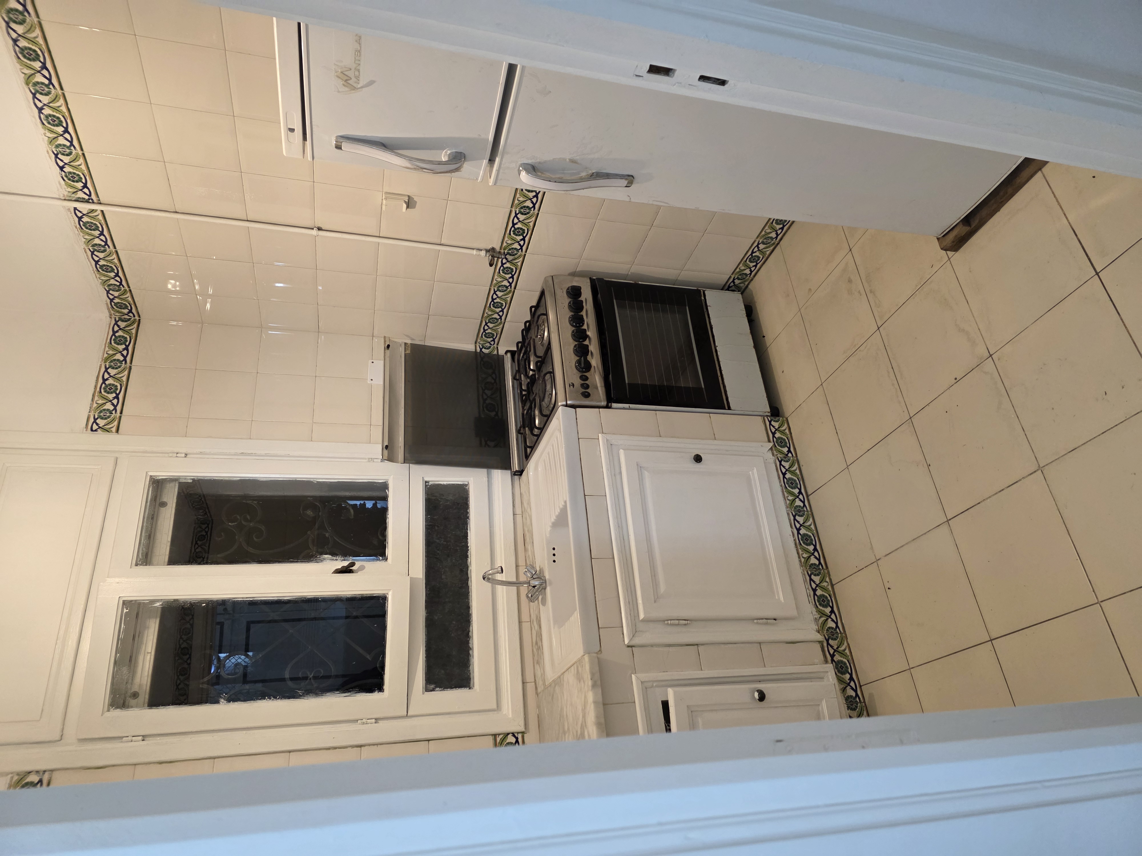 El Menzah&nbsp;El Manar 1&nbsp;Location&nbsp;Appart. 2 pi�ces&nbsp;S1 manar1 c�t� �cole hannibal