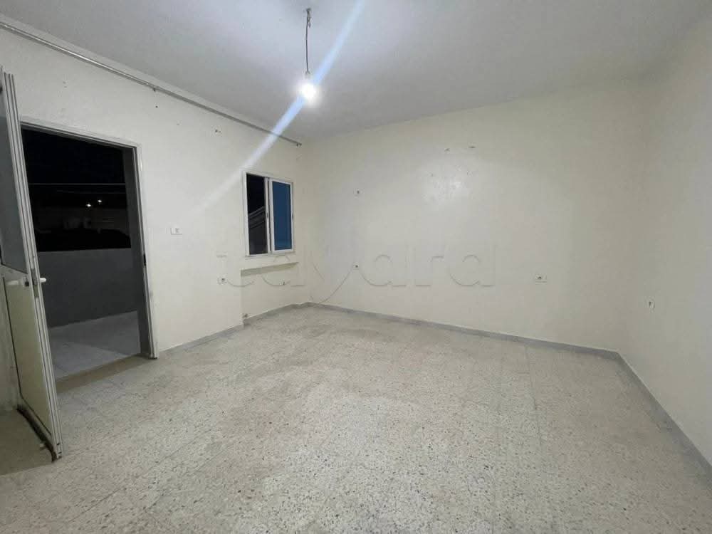 Mnihla&nbsp;Jardins d'el Menzah&nbsp;Location&nbsp;Appart. 2 pi�ces&nbsp;Etage de villa s2