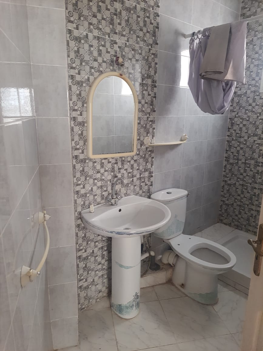 El Menzah&nbsp;El Manar 1&nbsp;Location&nbsp;Appart. 2 pi�ces&nbsp;Etage de villa manar1 pr�s carrefour express