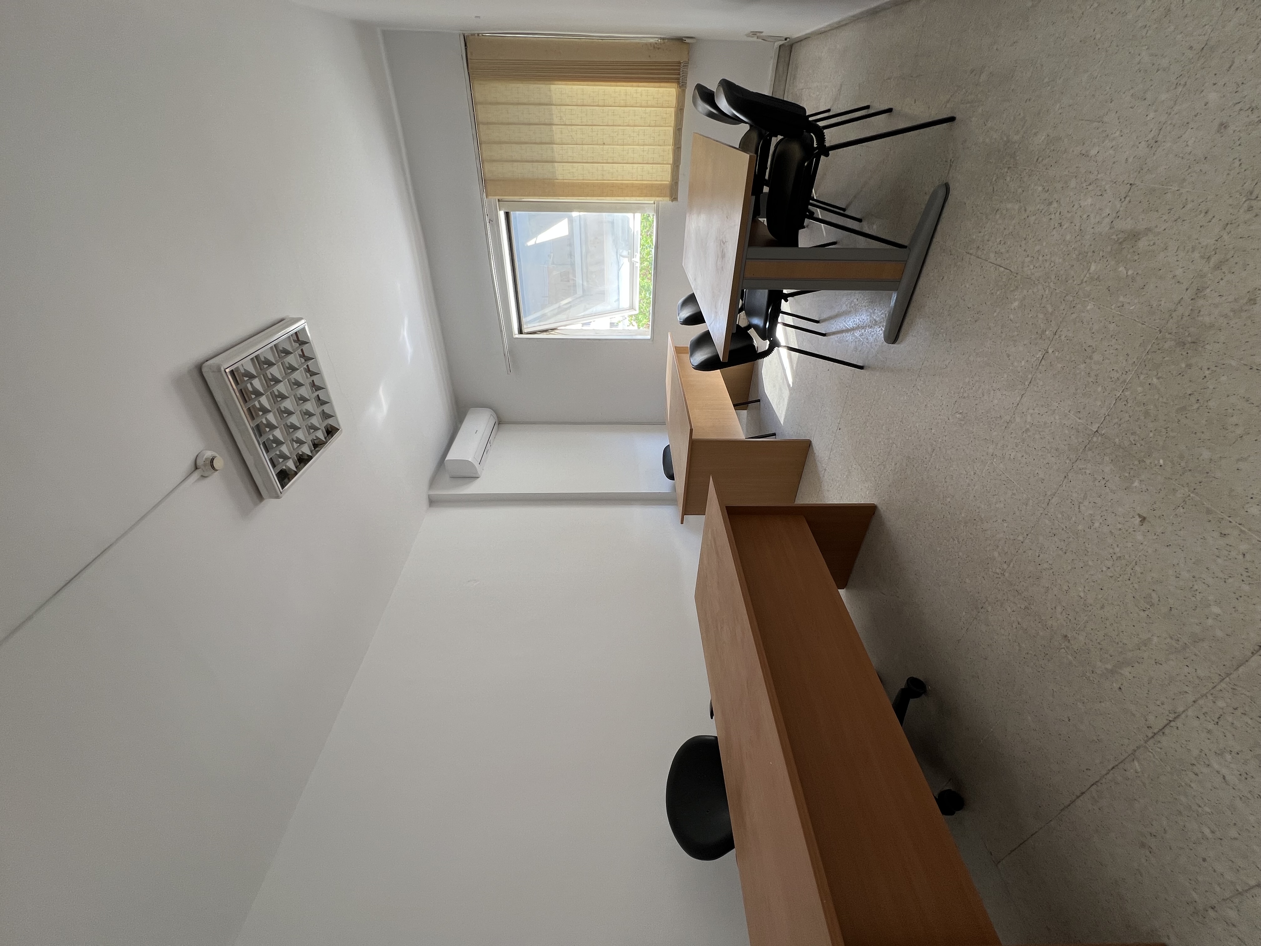 Bab Bhar&nbsp;Montplaisir&nbsp;Bureaux & Commerces&nbsp;Bureau&nbsp;Al bureau meubl� a montplaisir tunis