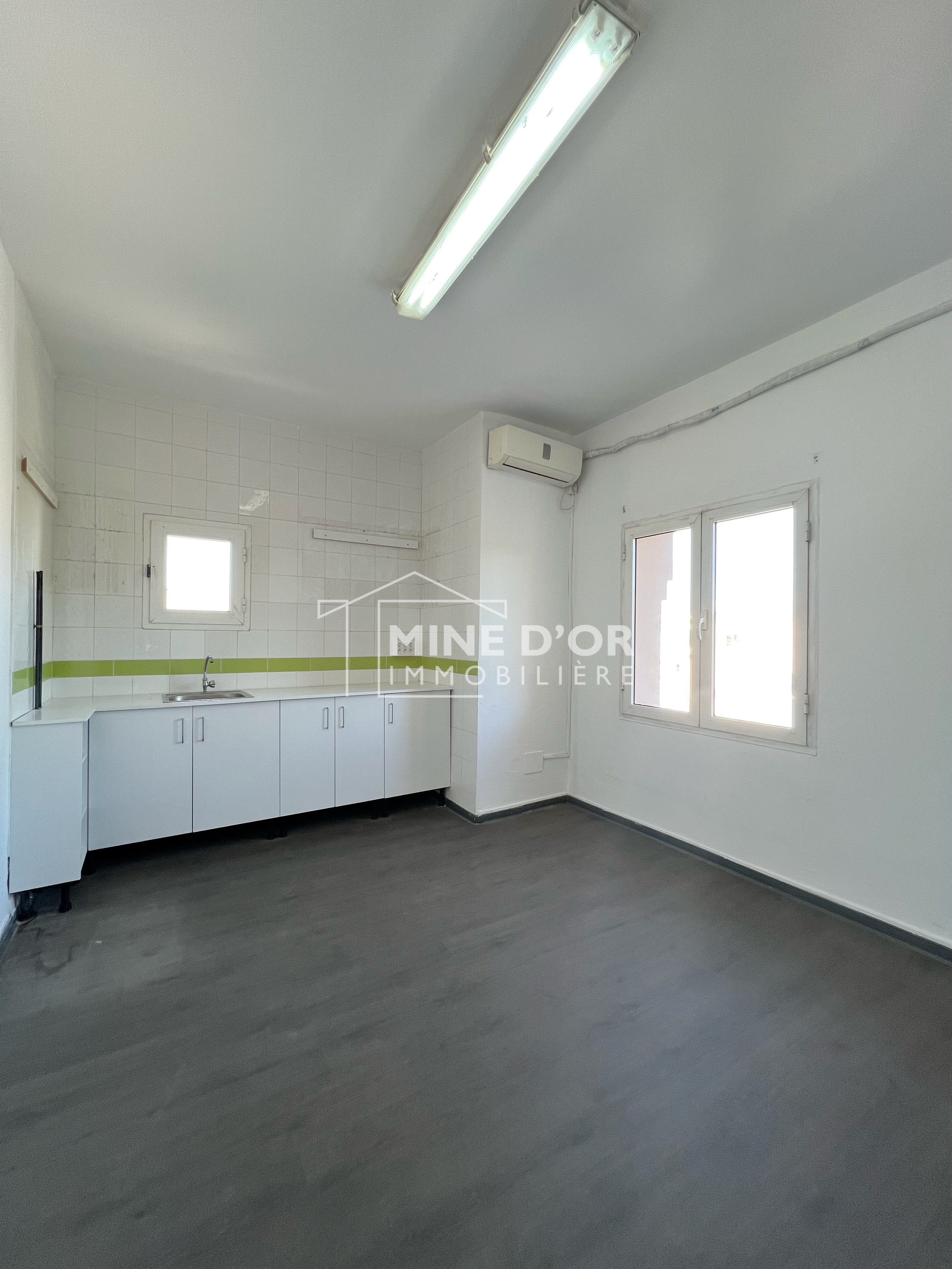 Bureaux & Commerces&nbsp;Bureau