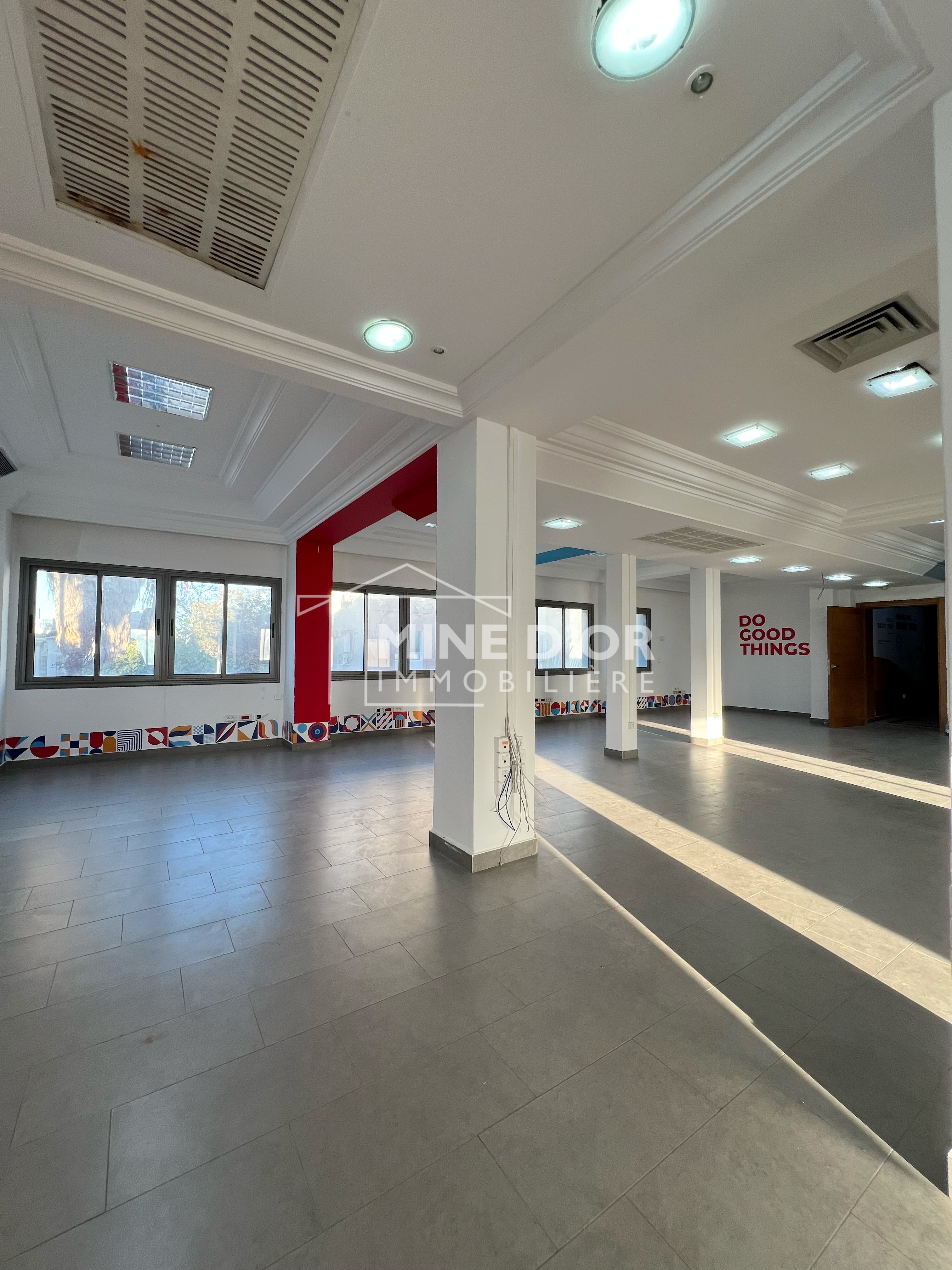 Cite El Khadra&nbsp;Cite Jardins&nbsp;Bureaux & Commerces&nbsp;Bureau&nbsp;Plateau spacieux 365m � cit� les jardins tunis