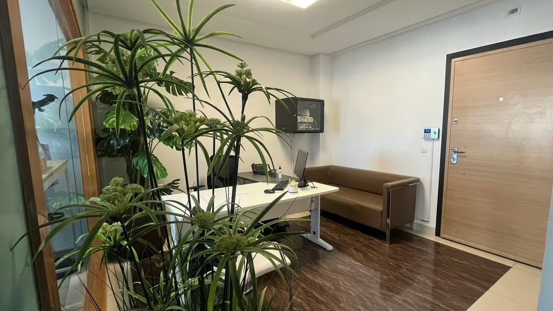 Cite El Khadra&nbsp;Zone urbaine nord&nbsp;Bureaux & Commerces&nbsp;Bureau&nbsp;Bureau h3 haut standing au centre urbain nord