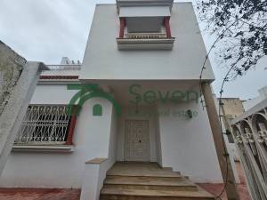 La Soukra&nbsp;La Soukra&nbsp;Location&nbsp;Maisons&nbsp;Une villa s4  avec jardin  la soukra ref382a