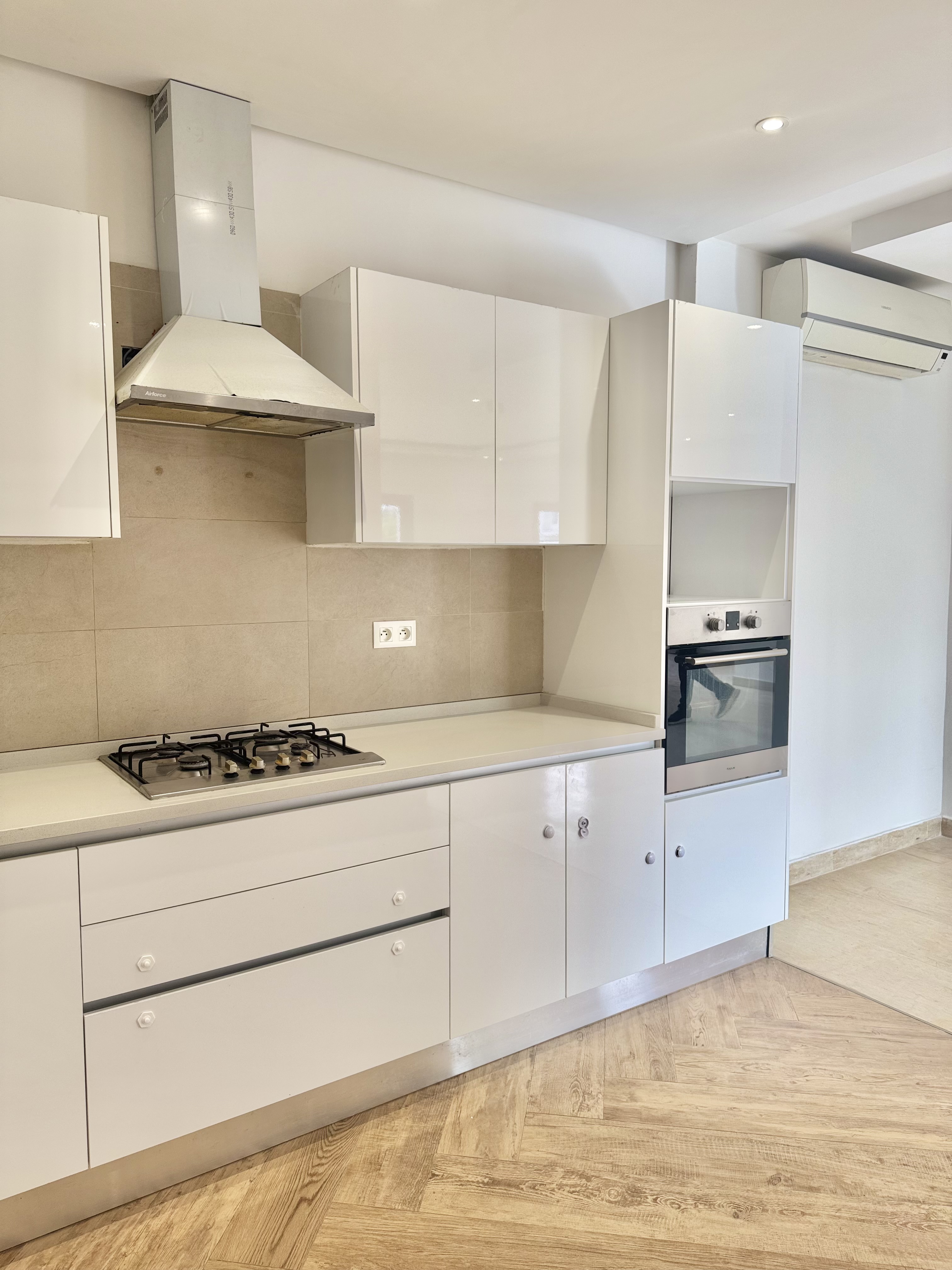 La Soukra&nbsp;Chotrana 3&nbsp;Location&nbsp;Duplex&nbsp;Triplex s4 � la soukra chotrana 3