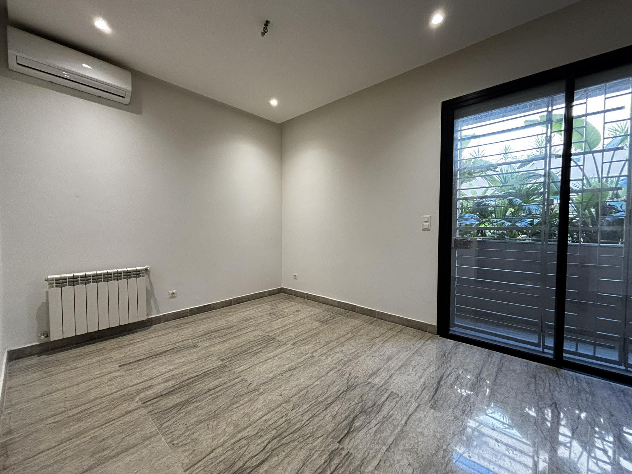 La Soukra&nbsp;Chotrana 3&nbsp;Location&nbsp;Appart. 2 pi�ces&nbsp;S1 l chotrana 3