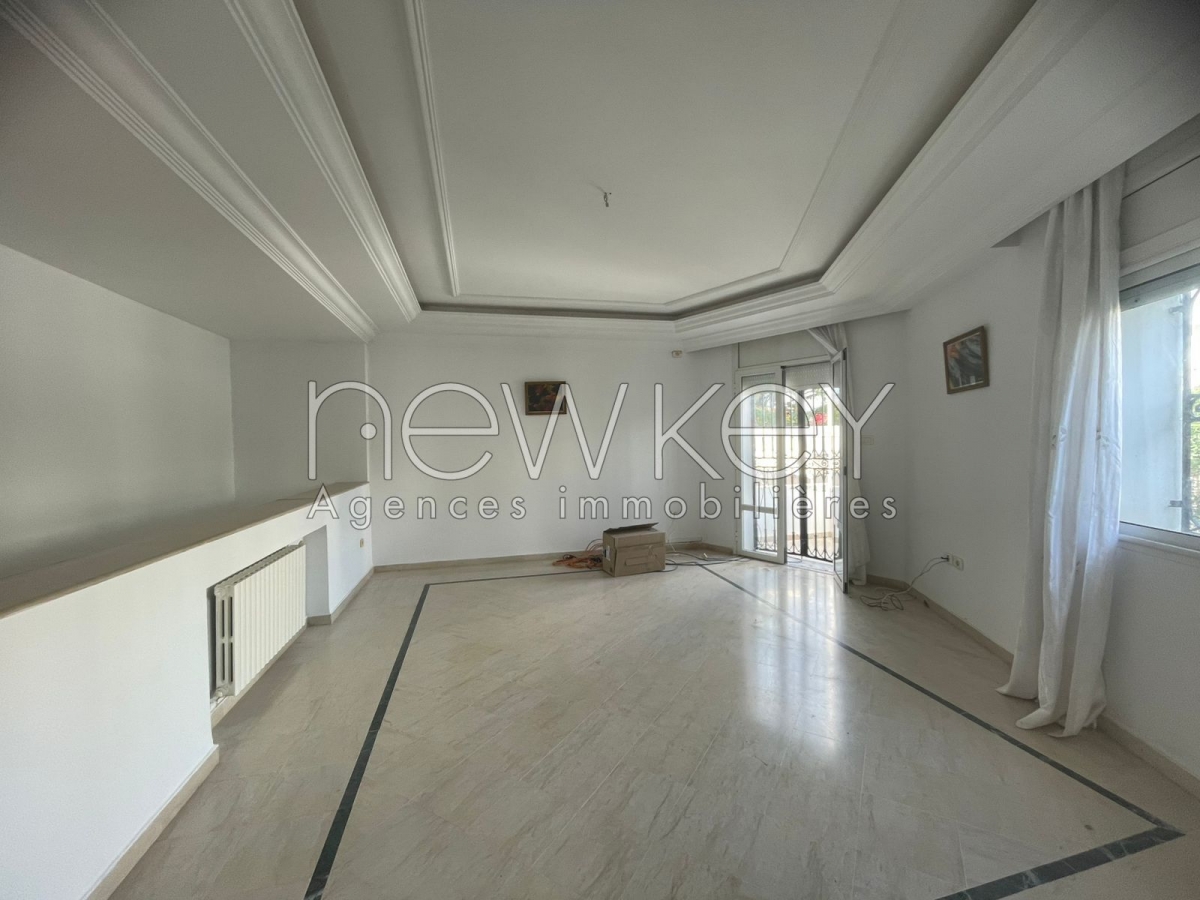 La Marsa&nbsp;Gammart&nbsp;Location&nbsp;Maisons&nbsp;Villa � gammarth village avec jardin