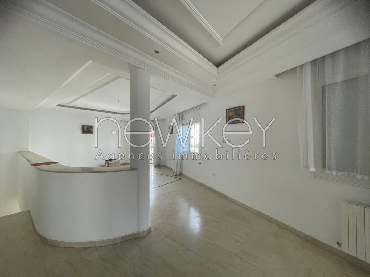 La Marsa&nbsp;Gammart&nbsp;Location&nbsp;Maisons&nbsp;Villa � gammarth village avec jardin