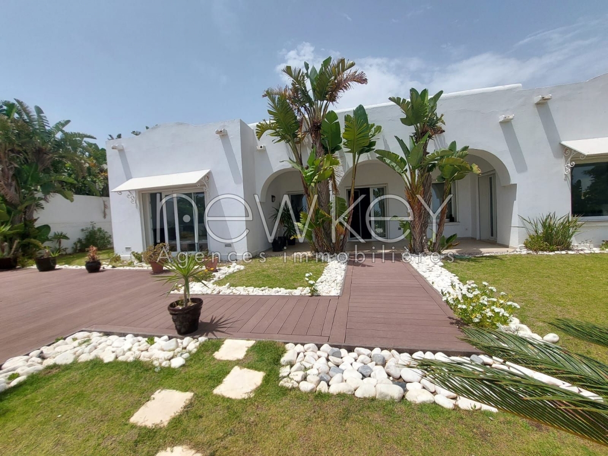 La Marsa&nbsp;Gammart&nbsp;Location&nbsp;Appart. 3 pi�ces&nbsp;Une villa meubl�e � gammarth