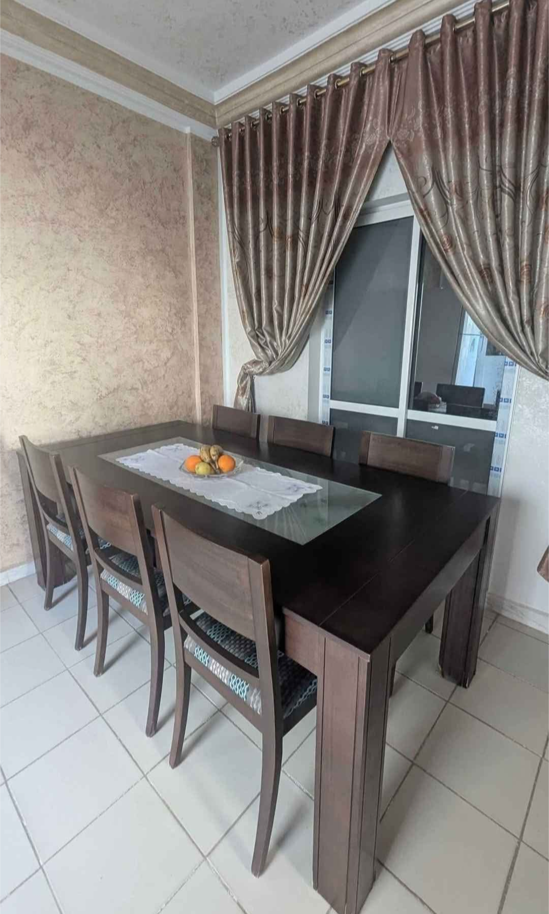 Salon - Salle � manger &nbsp;Tables