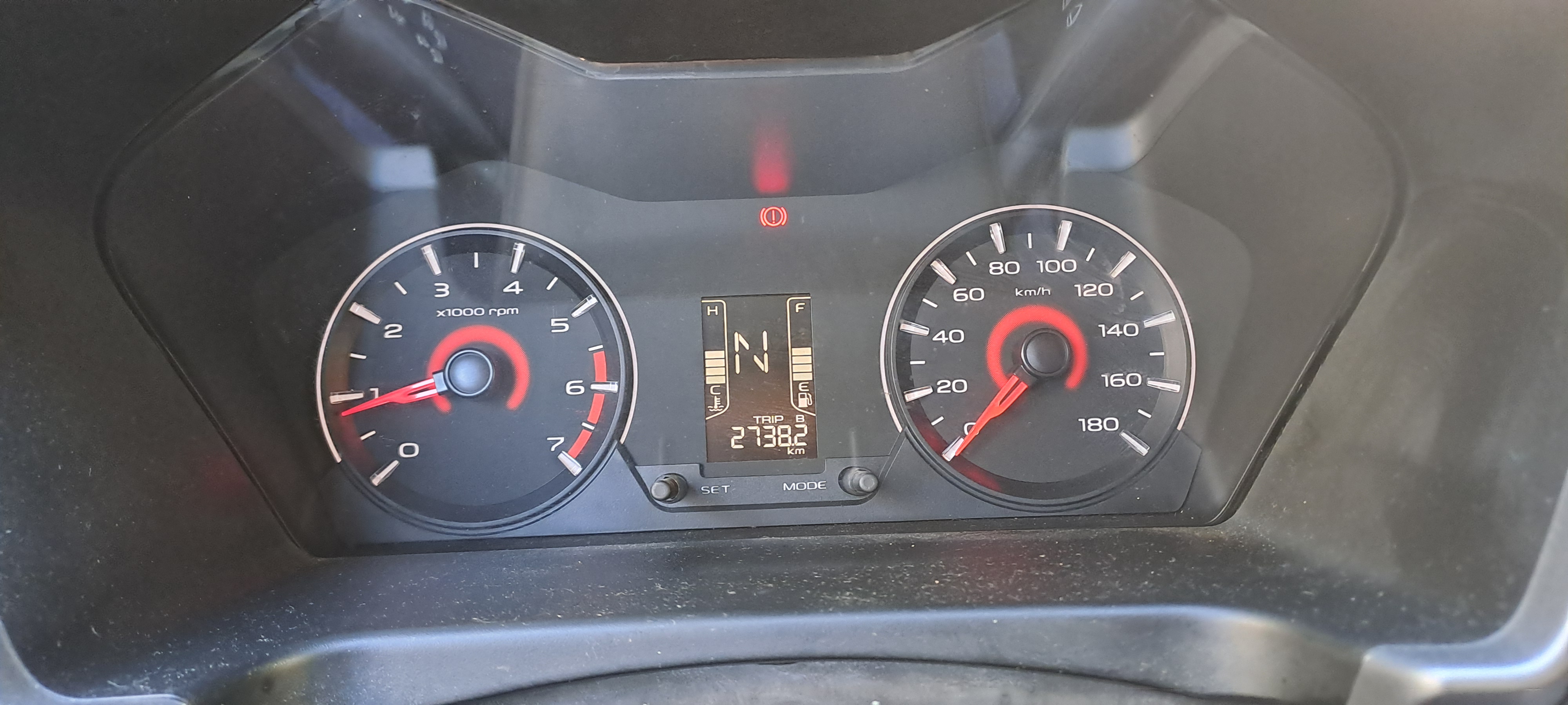 Raoued&nbsp;Ariana Essoughra&nbsp;Mahindra&nbsp;Autre Mod�le&nbsp;Mahindra k8 �tat neuf tr�s faible kilom�trage