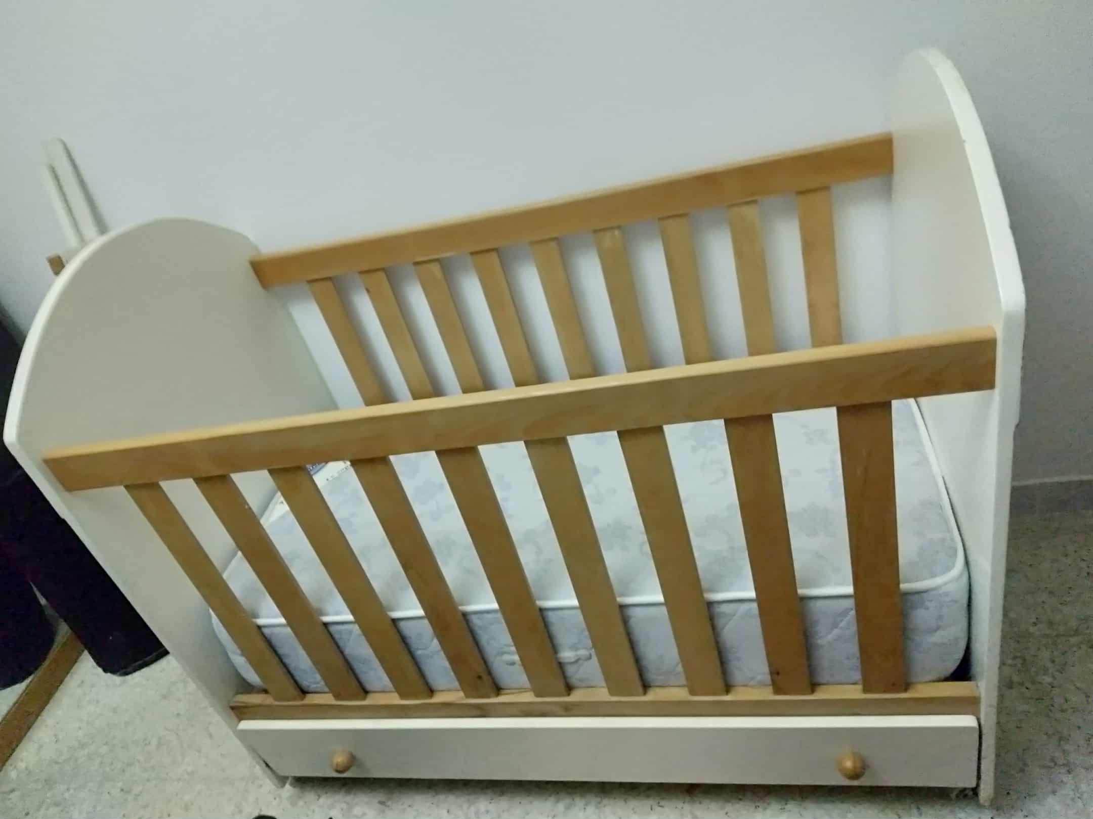 La Goulette&nbsp;Kheireddine&nbsp;Lits et Equipements d'int�rieur&nbsp;Autre&nbsp;Chambre � coucher pour b�b� ou enfant fille