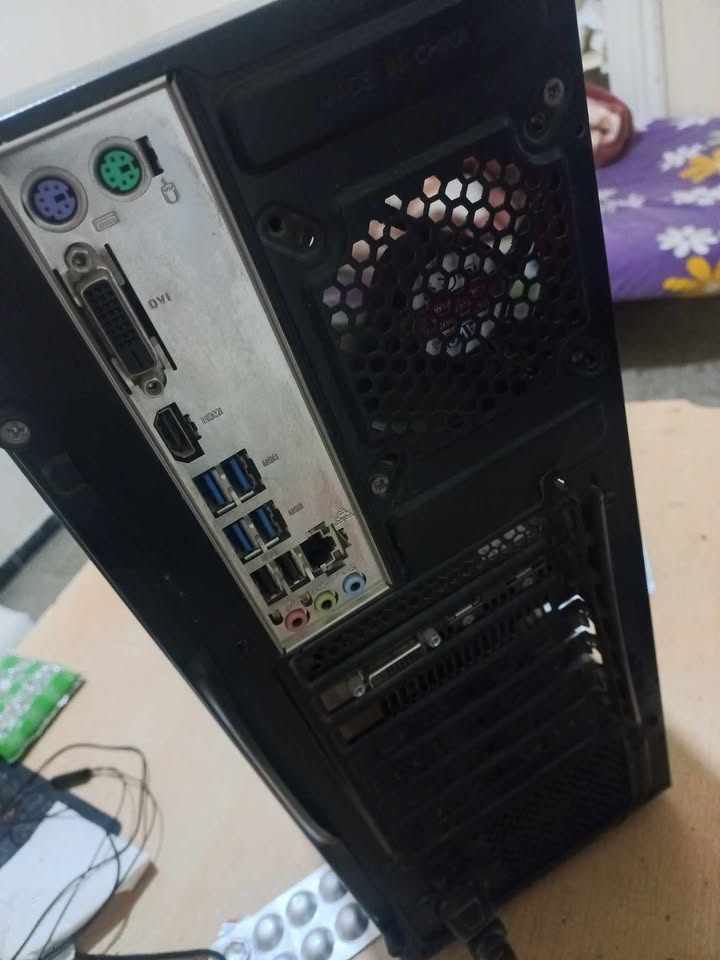 El Omrane Superieur&nbsp;El Omrane Superieur&nbsp;Autre&nbsp;Autre&nbsp;Pc gaming tr�s bon �tat