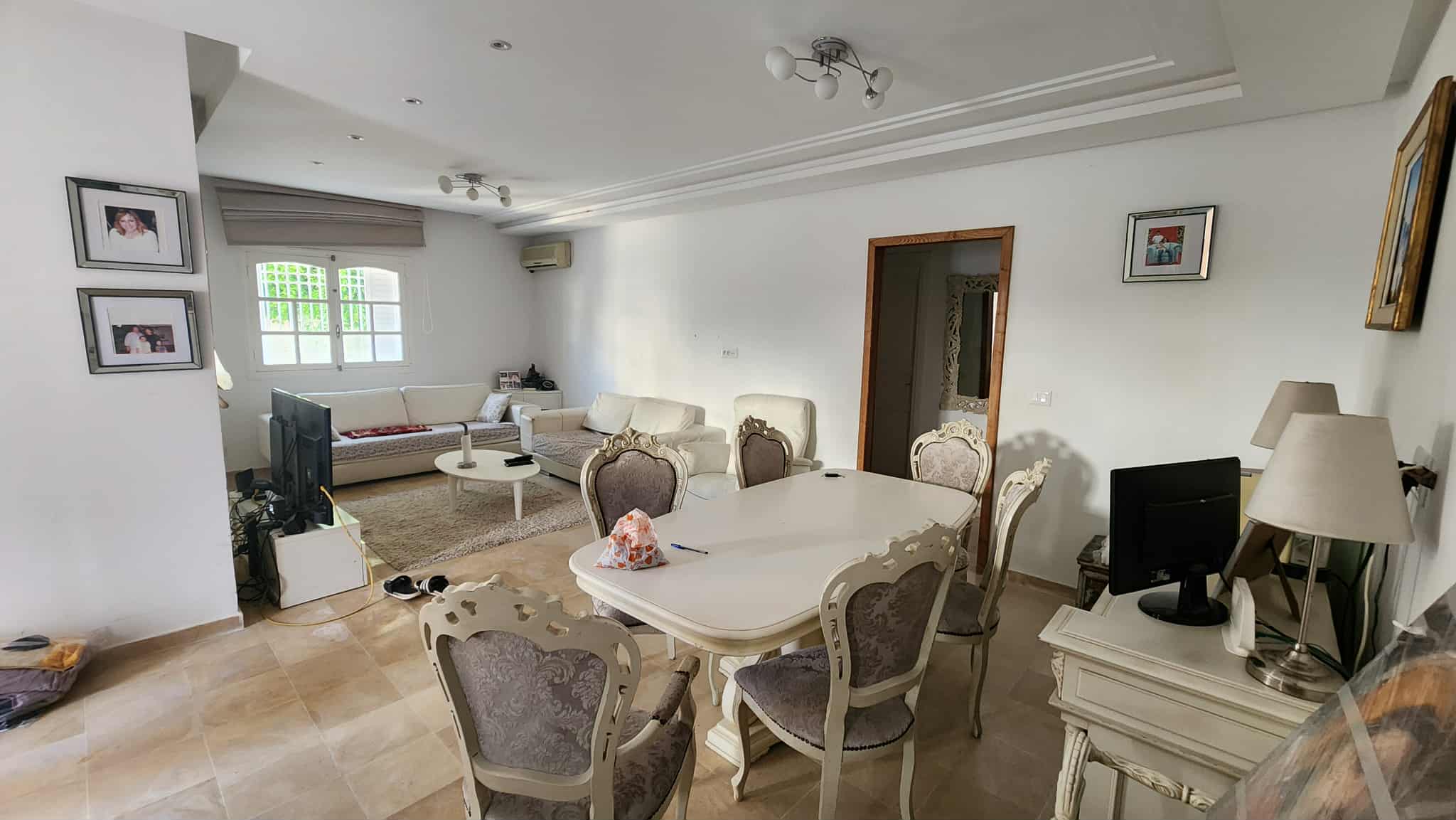 La Marsa&nbsp;El Aouina&nbsp;Vente&nbsp;Maisons&nbsp;Villa plus trois appartements � l'aouina