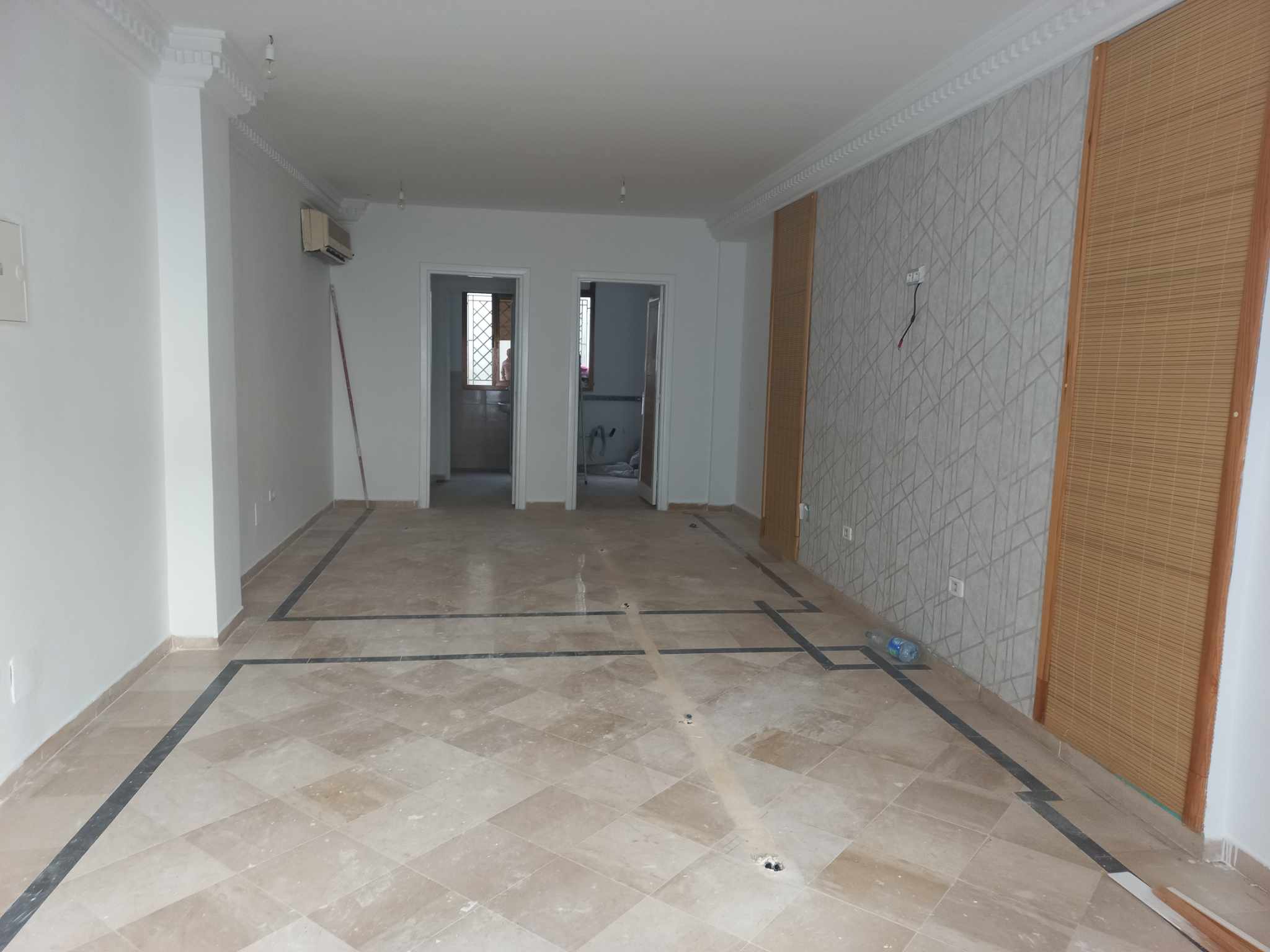 La Marsa&nbsp;Berge Du Lac&nbsp;Location&nbsp;Surfaces&nbsp;Local 45 m lac 1