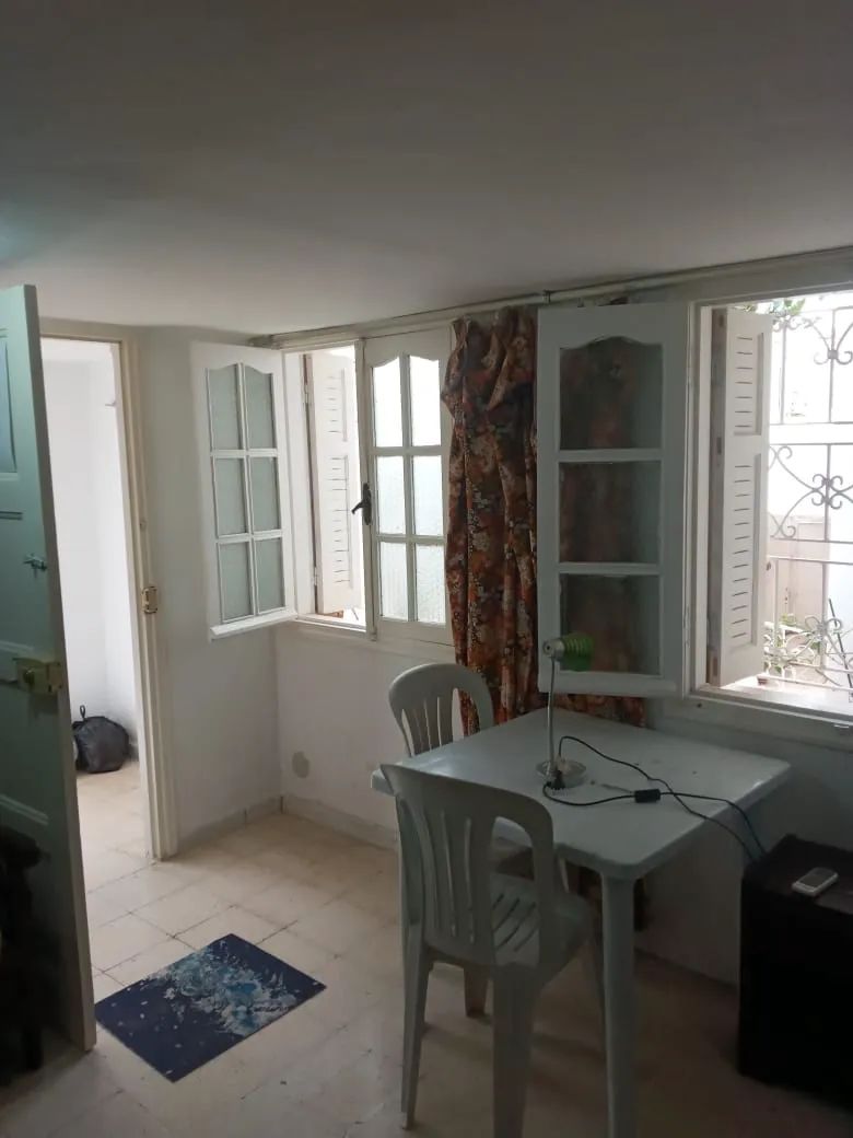 Ariana Ville&nbsp;Cite Ennasr 2&nbsp;Location&nbsp;Maisons&nbsp;Studio semi meubl� a ennasr 2 wb2776