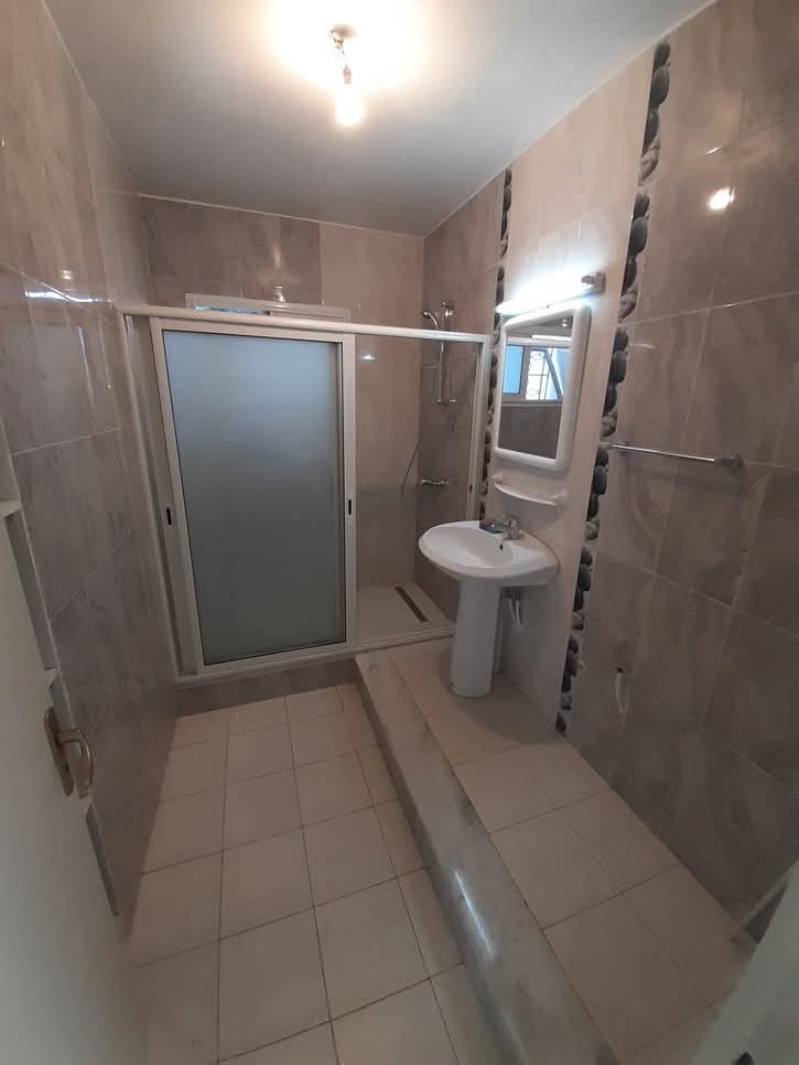 Cite El Khadra&nbsp;Cite Oplympique&nbsp;Location&nbsp;Appart. 3 pi�ces&nbsp;S plus 2 r�nov� a la cit� olympique wb1396