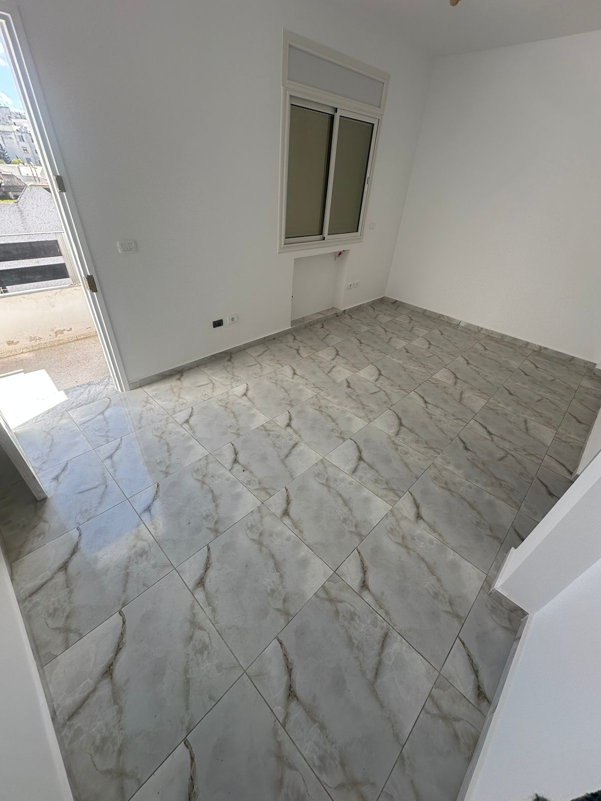 Ariana Ville&nbsp;Cite Ennasr 1&nbsp;Location&nbsp;Appart. 2 pi�ces&nbsp;S plus 1 r�nov� a ennasr 1 wb4422