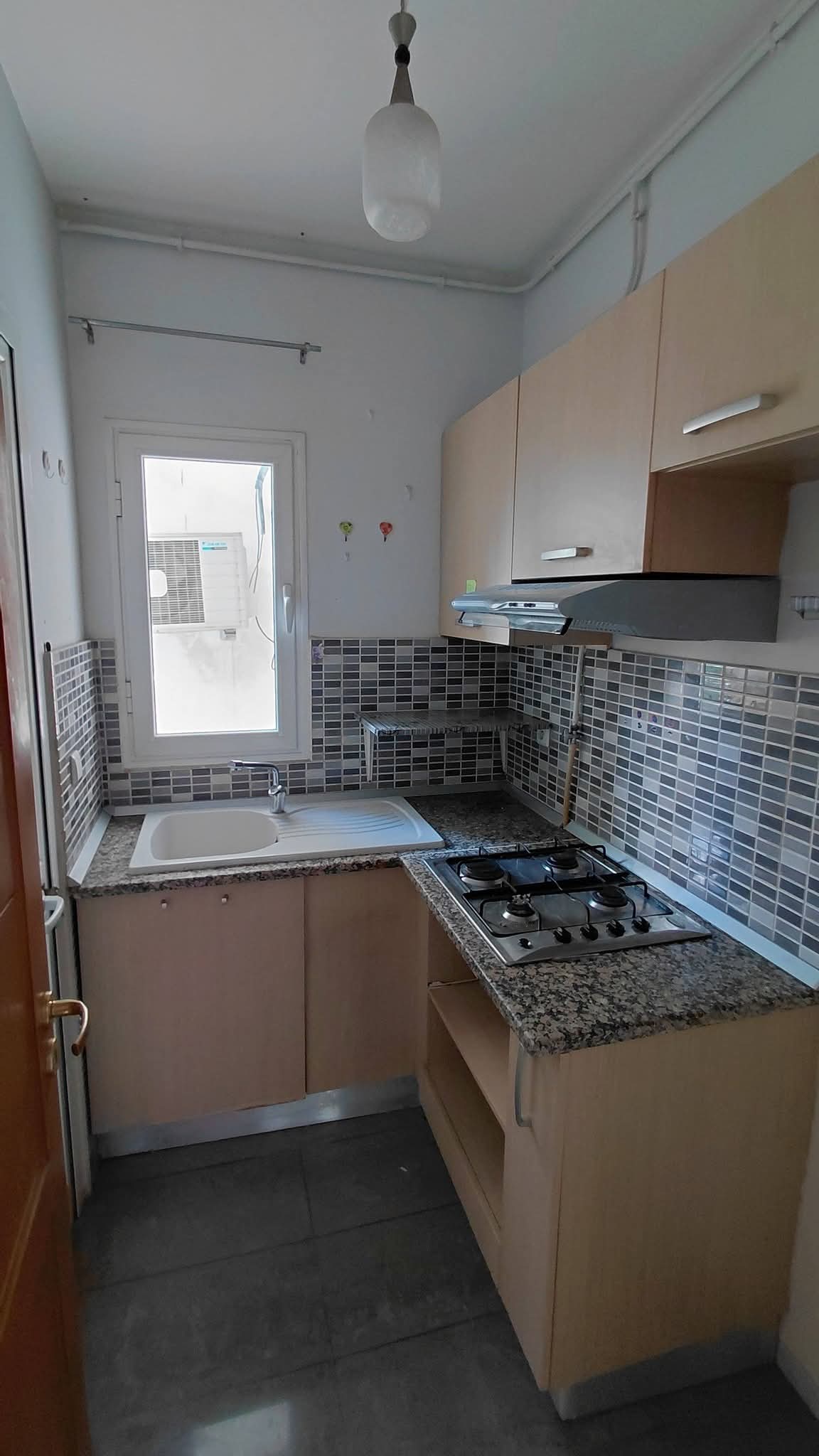 Ariana Ville&nbsp;Cite Ennasr 2&nbsp;Location&nbsp;Appart. 2 pi�ces&nbsp;S plus 1 a ennasr 2 wb4424