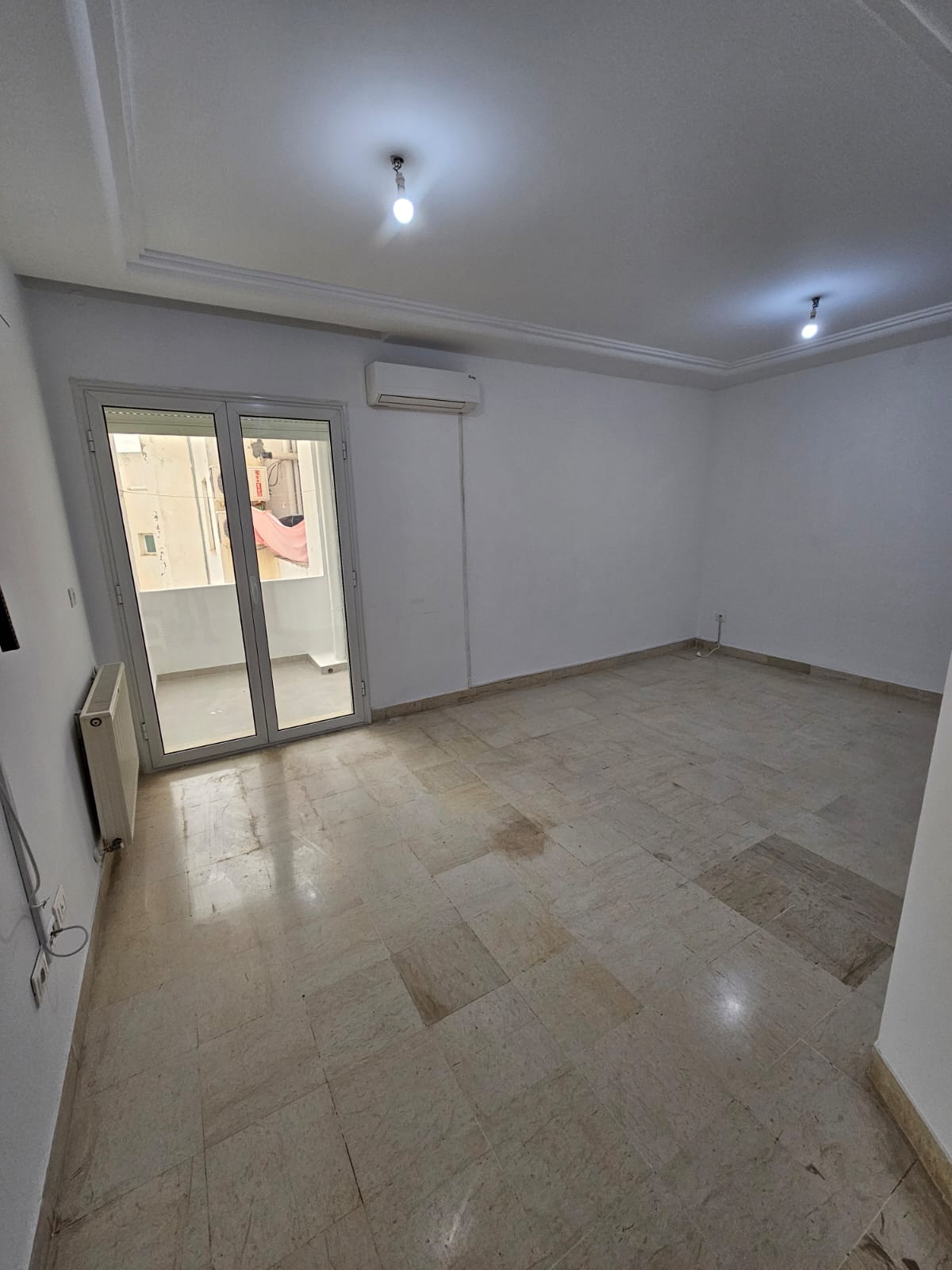 Ain Zaghouan&nbsp;Ain Zaghouan&nbsp;Vente&nbsp;Appart. 2 pi�ces&nbsp;S plus un spacieux