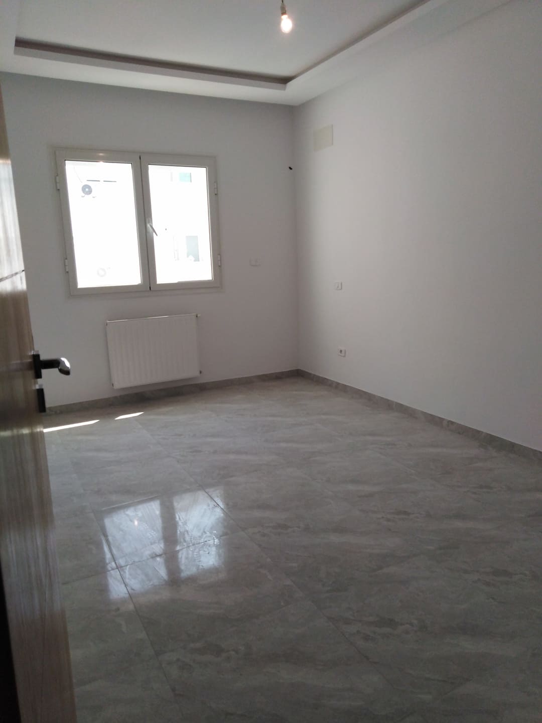 Ain Zaghouan&nbsp;Ain Zaghouan&nbsp;Location&nbsp;Appart. 2 pi�ces&nbsp;S plus un bien ensoleill� � l'aouina
