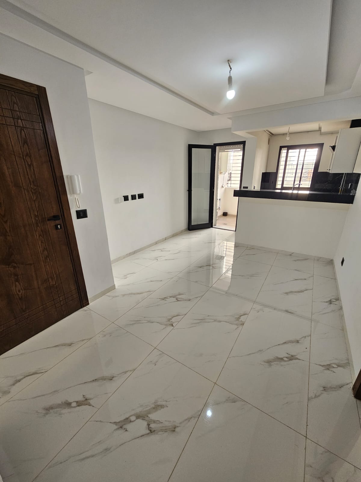 Ain Zaghouan&nbsp;Ain Zaghouan&nbsp;Location&nbsp;Appart. 2 pi�ces&nbsp;S plus un tr�s propre � l'aouina