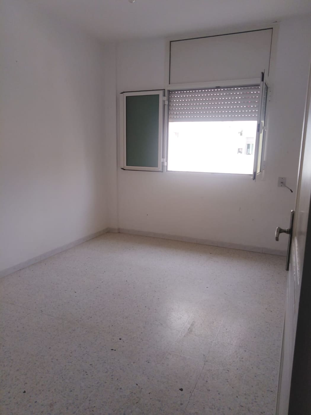 La Marsa&nbsp;El Aouina&nbsp;Location&nbsp;Appart. 3 pi�ces&nbsp;S plus deux aux jardins de l'aouina