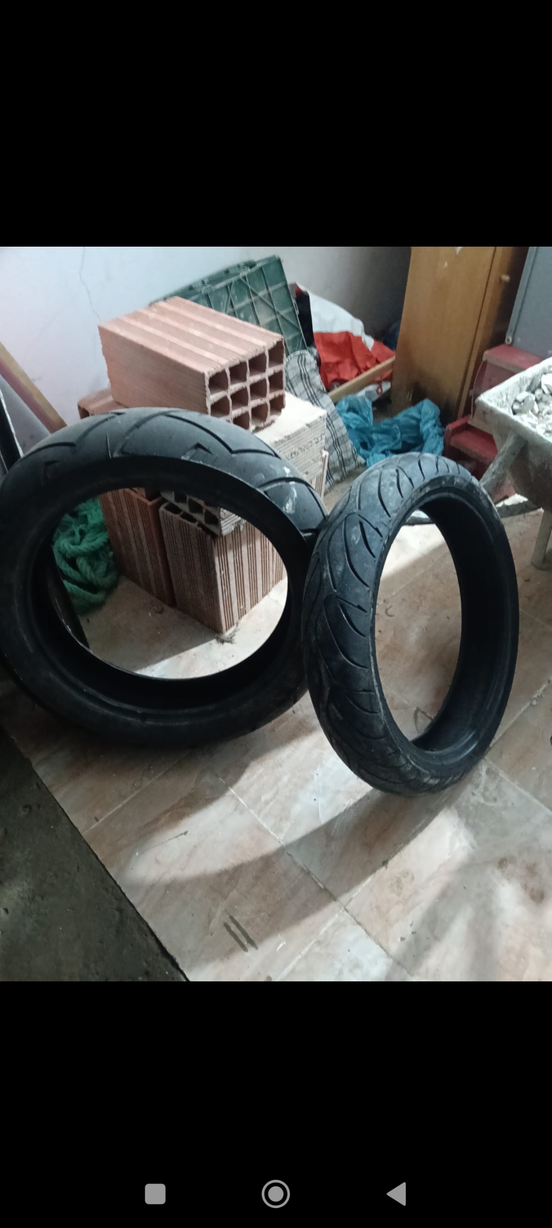 Pneus et Jantes&nbsp;Pneus