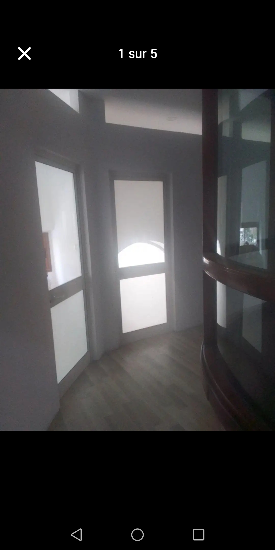 Ariana Ville&nbsp;Cite Ennasr 2&nbsp;Location&nbsp;Appart. 1 pi�ce&nbsp;Bureau sur l'avenue principale