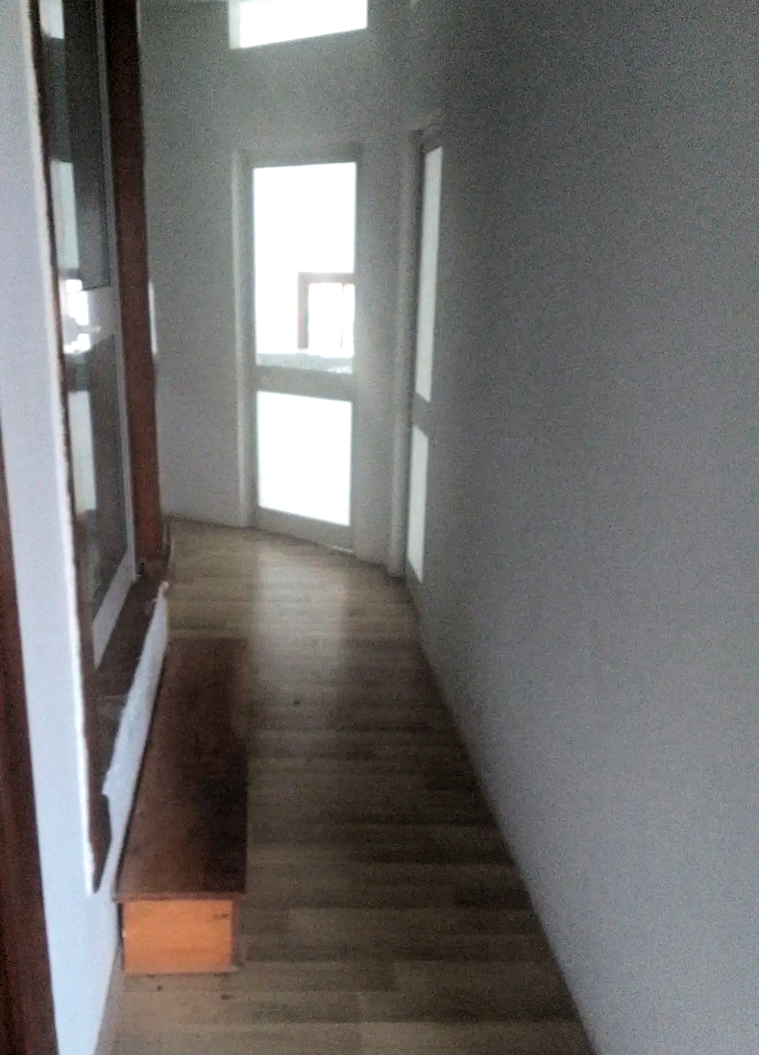 El Menzah&nbsp;Cite Caravelles&nbsp;Bureaux & Commerces&nbsp;Bureau&nbsp;Cit� ennasr bureau 420 dt par mois