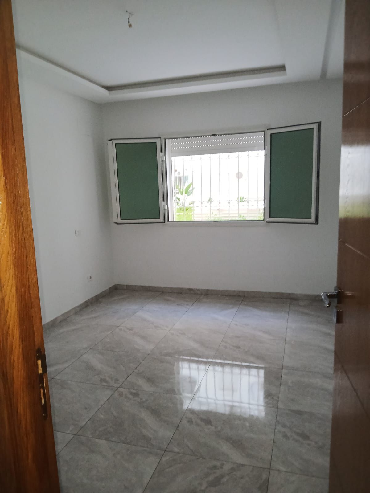 Ain Zaghouan&nbsp;Ain Zaghouan&nbsp;Location&nbsp;Appart. 3 pi�ces&nbsp;S plus 2 a cite les palmeraies