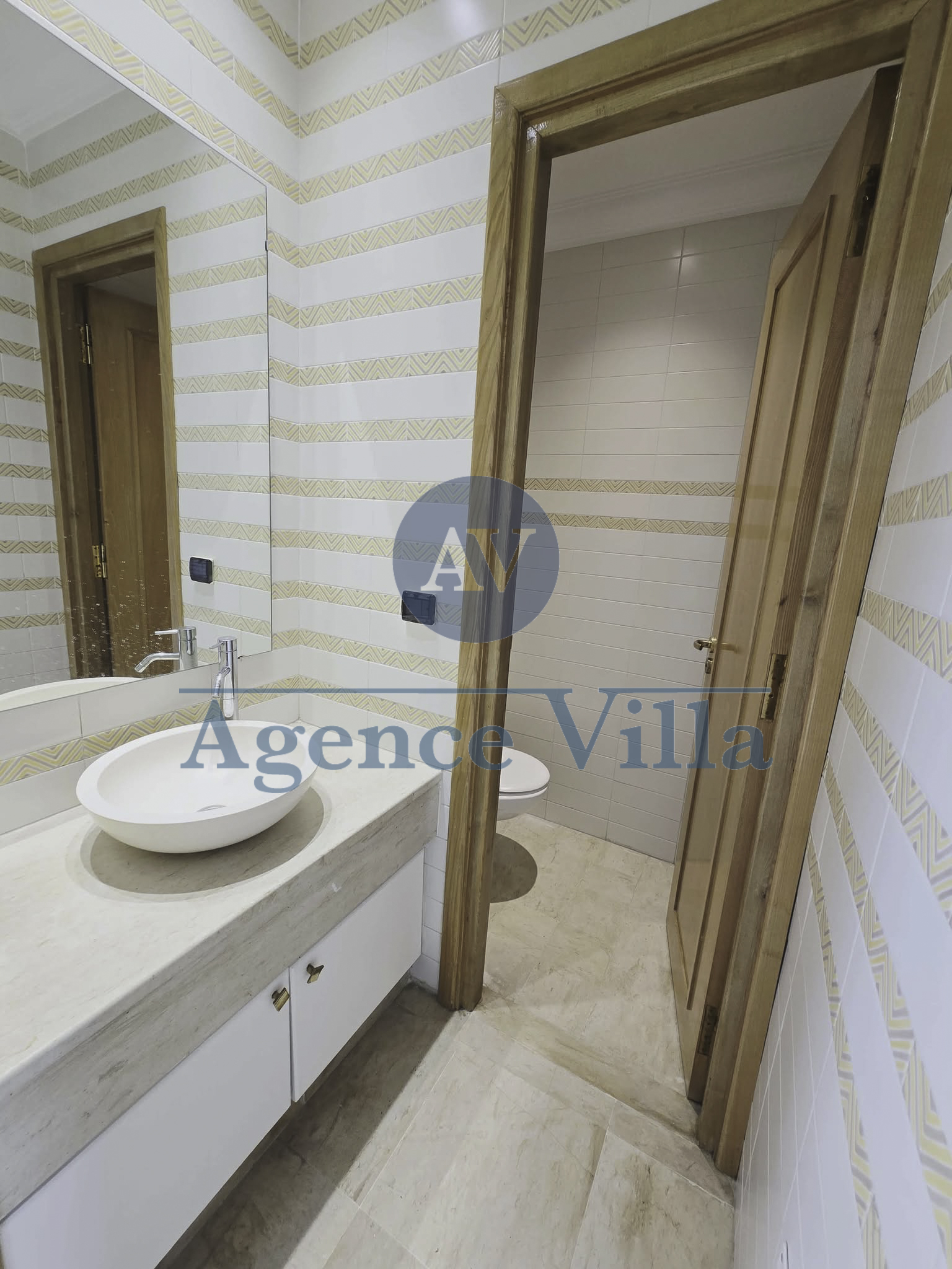 Ain Zaghouan&nbsp;Ain Zaghouan&nbsp;Location&nbsp;Duplex&nbsp;Duplex s4 a ain zaghouen